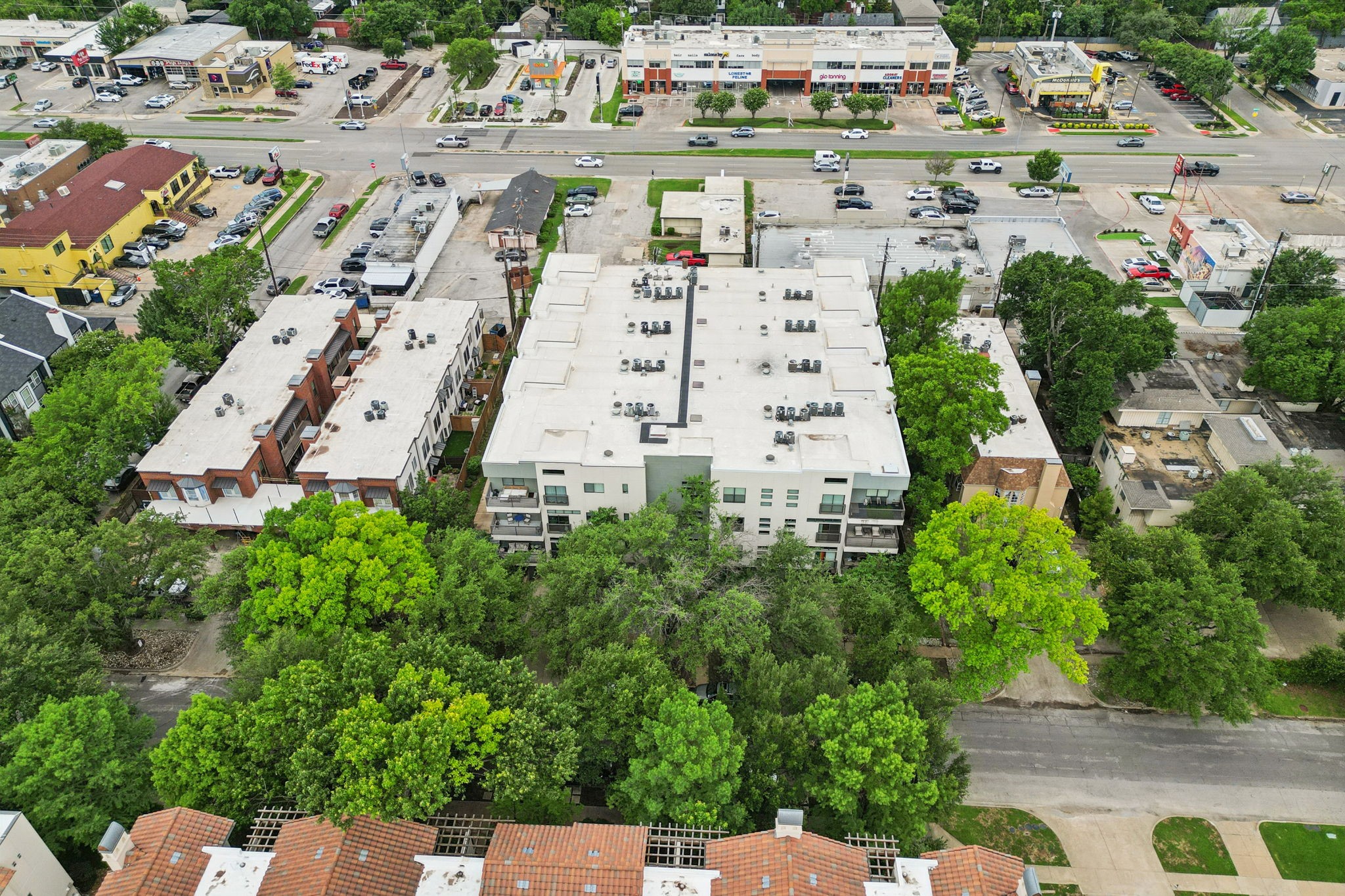 4411 Bowser Avenue 201