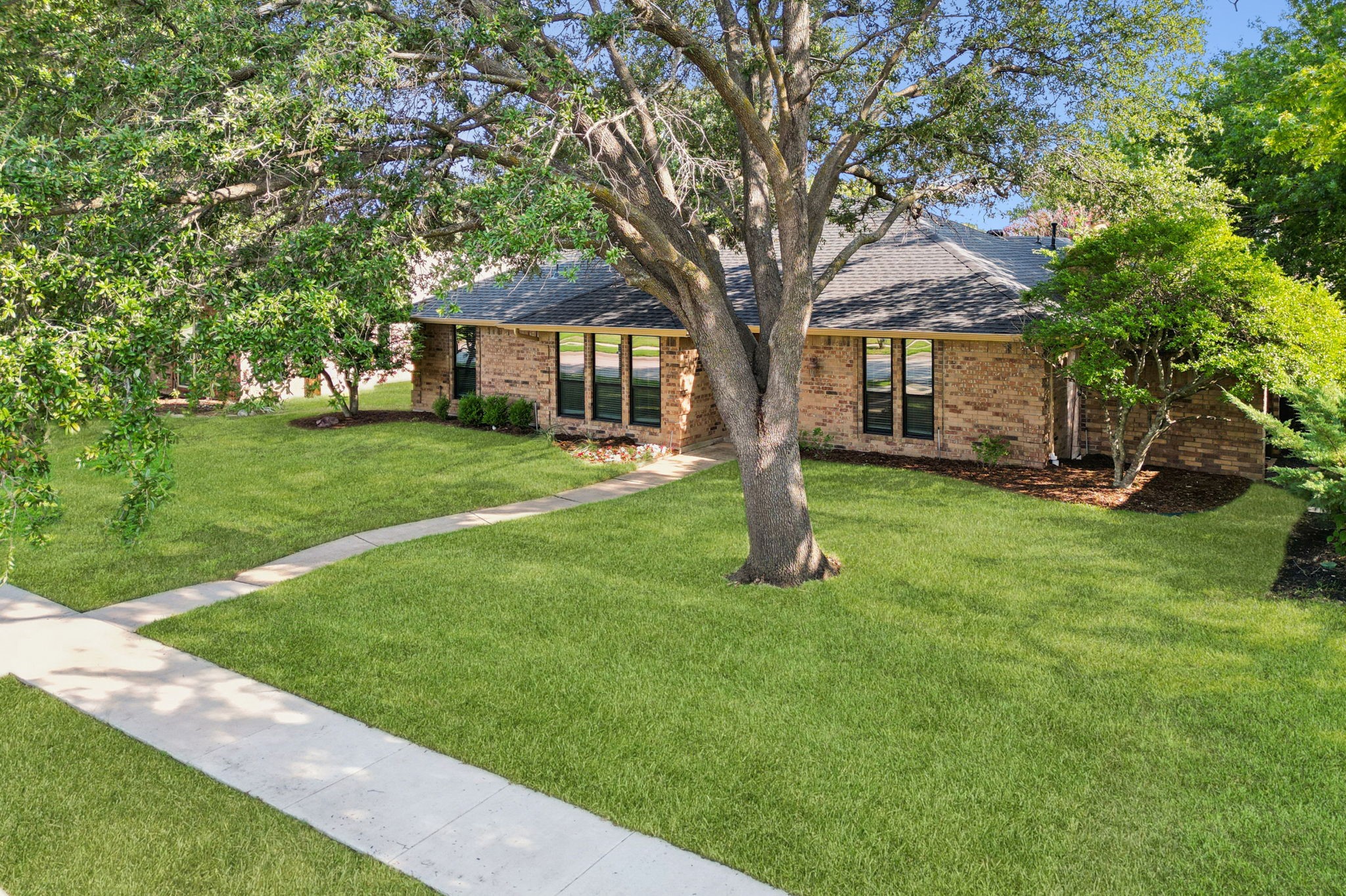 3240 Anchor Drive