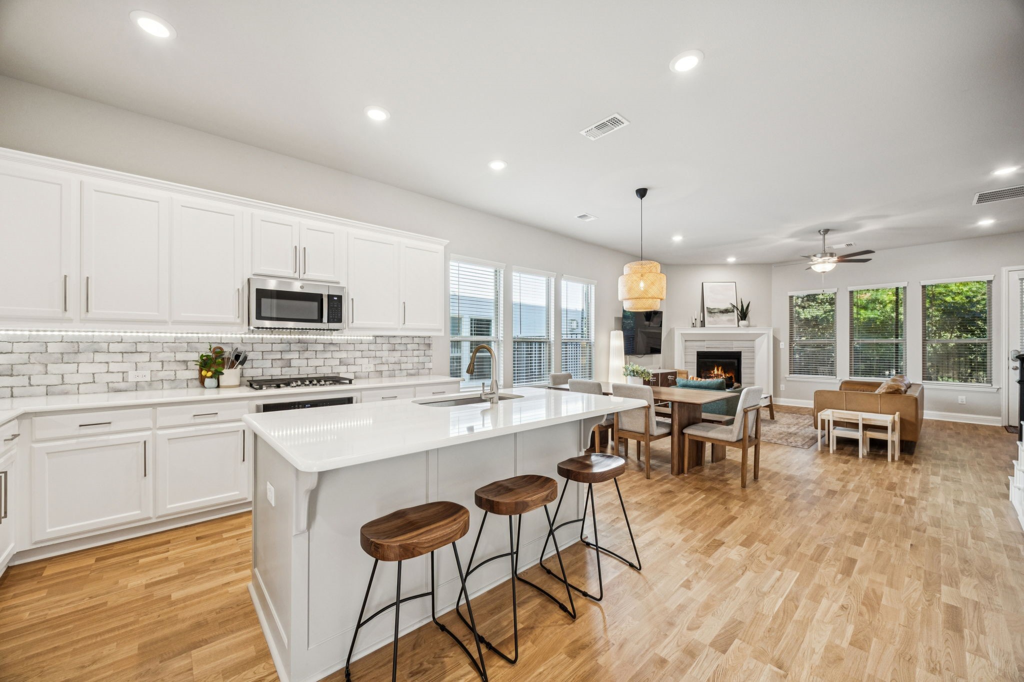 420 Waterscape Drive 1237