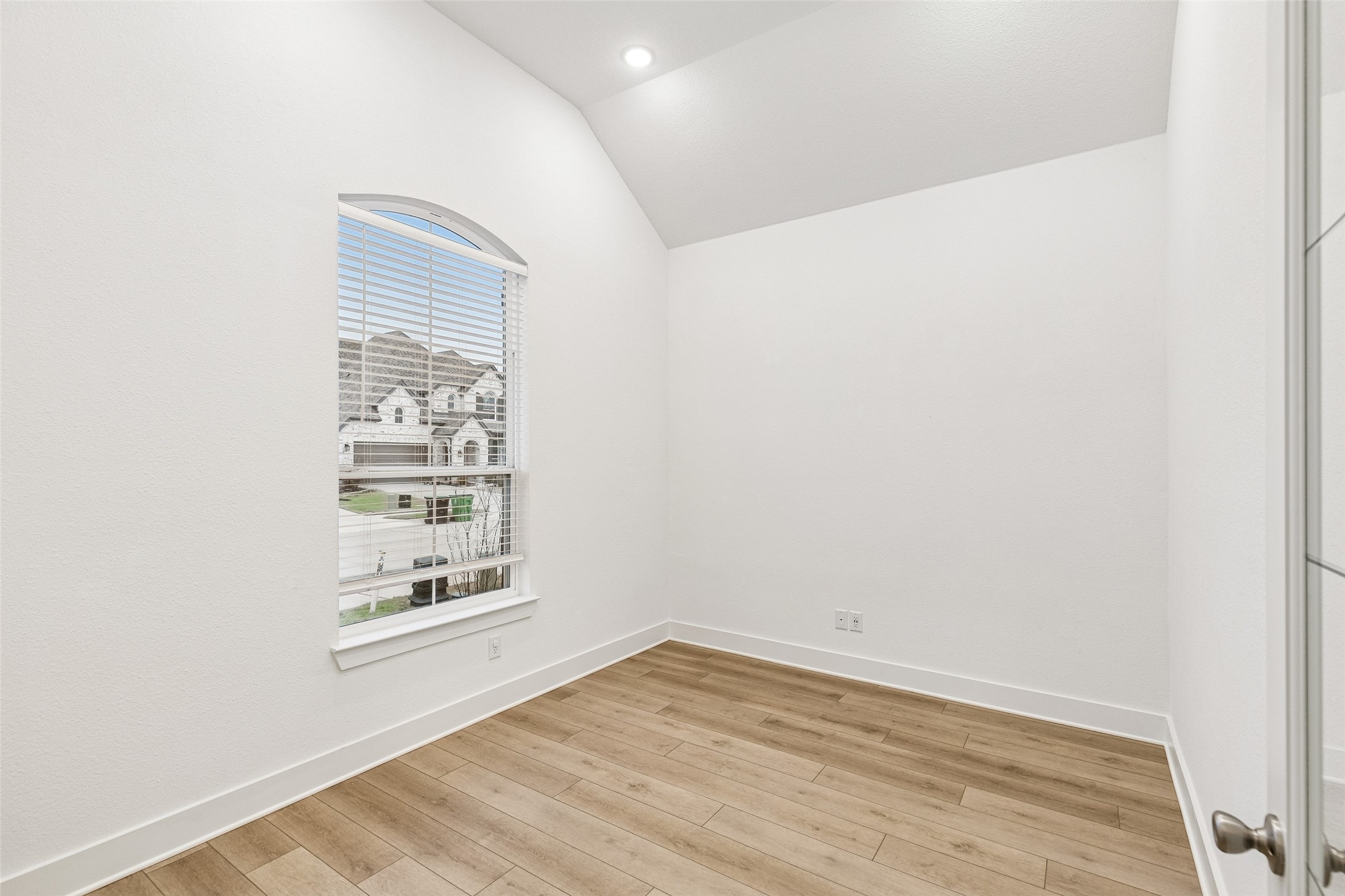 1144 Saddle Ridge Drive