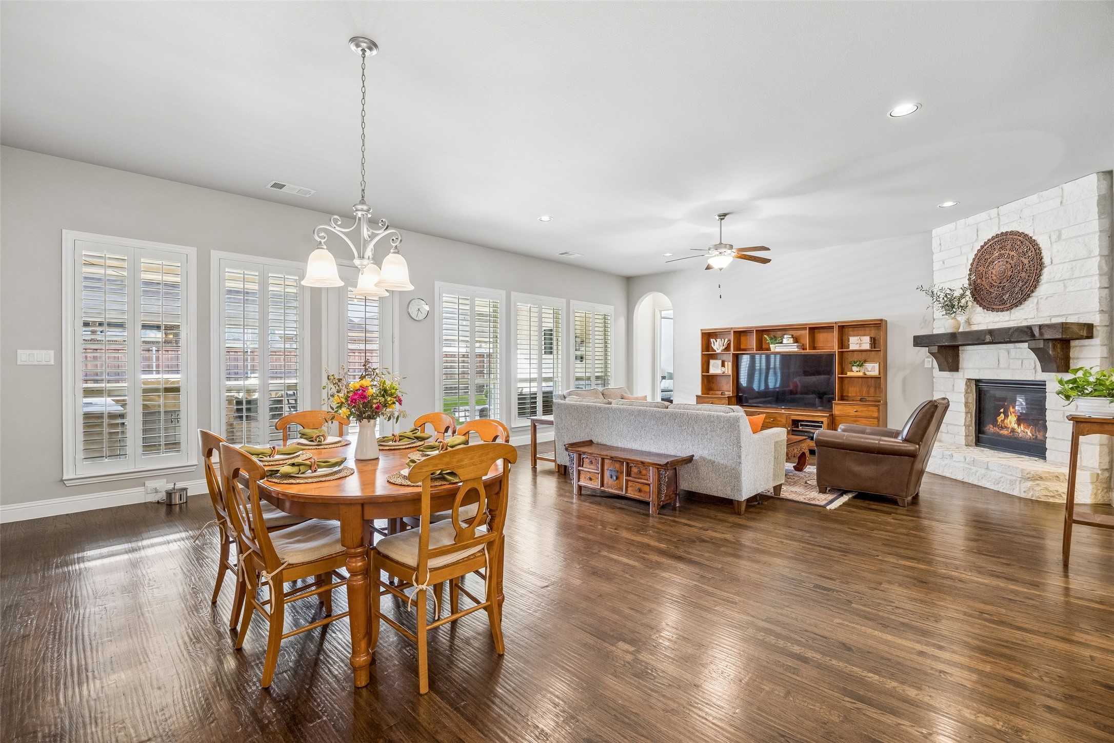 12835 Possum Kingdom