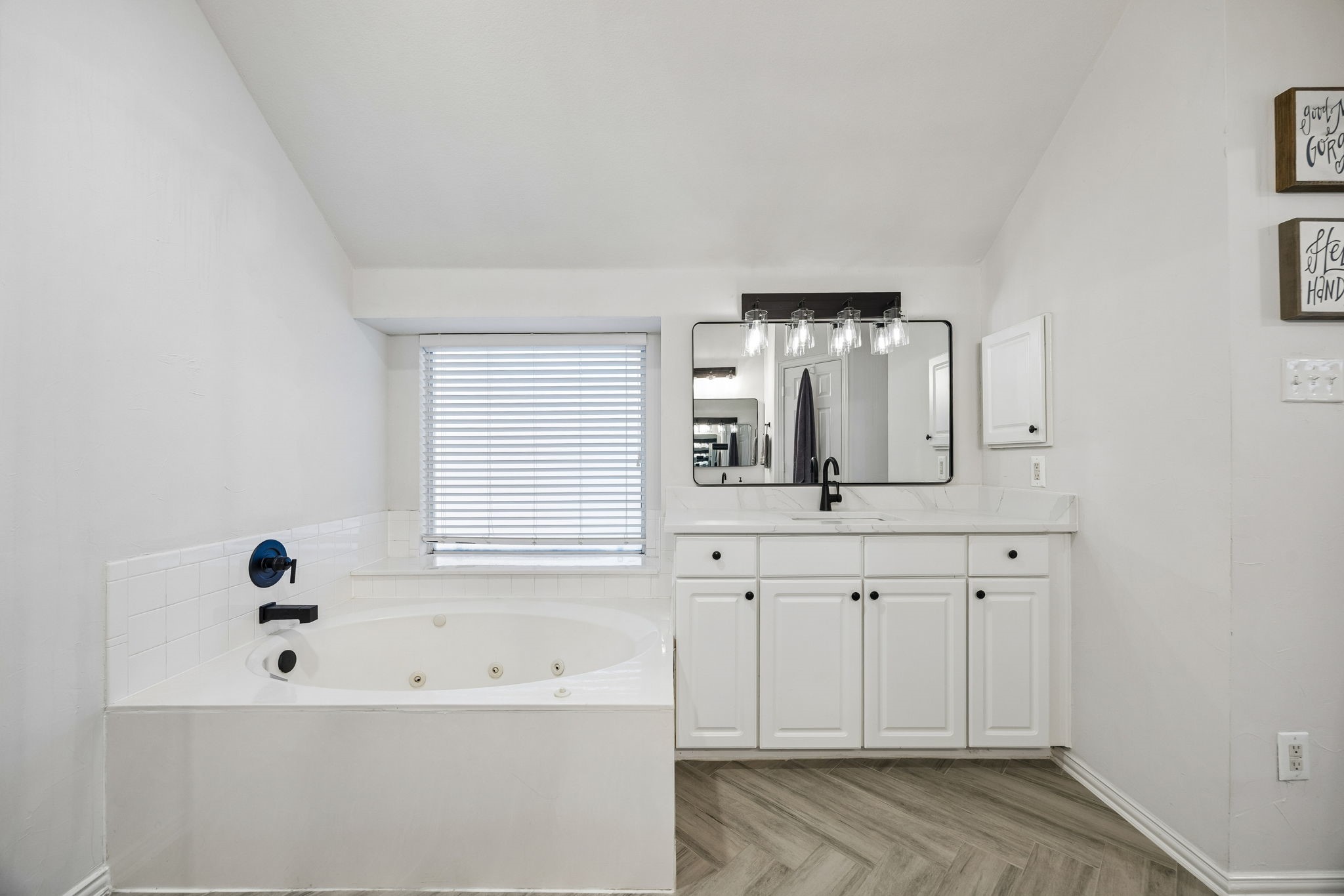 8801 Beartooth Drive