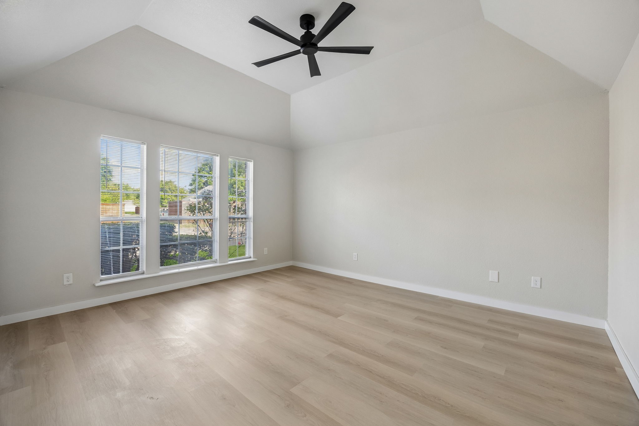 6207 Gray Wolf Trail