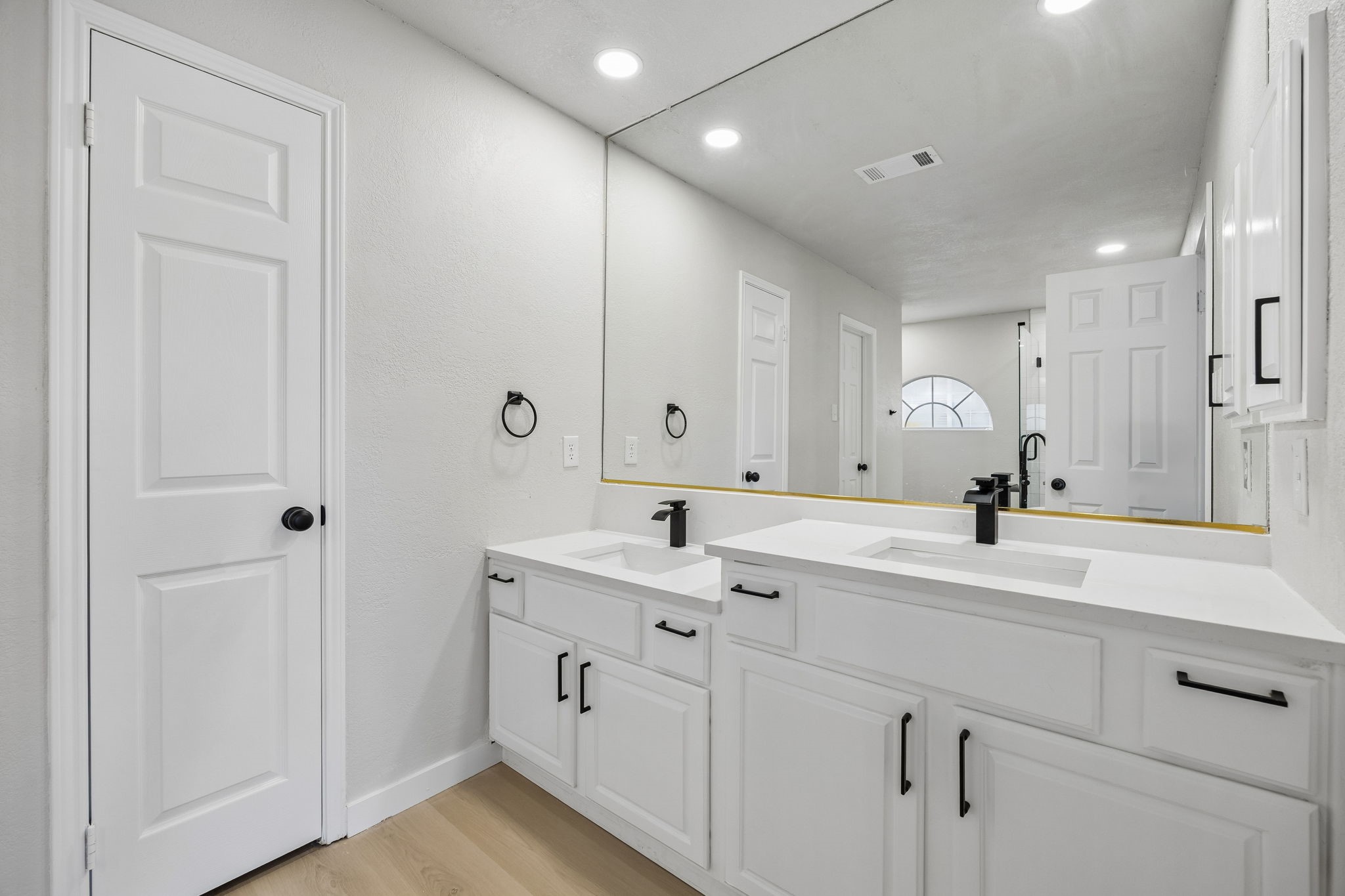 6207 Gray Wolf Trail