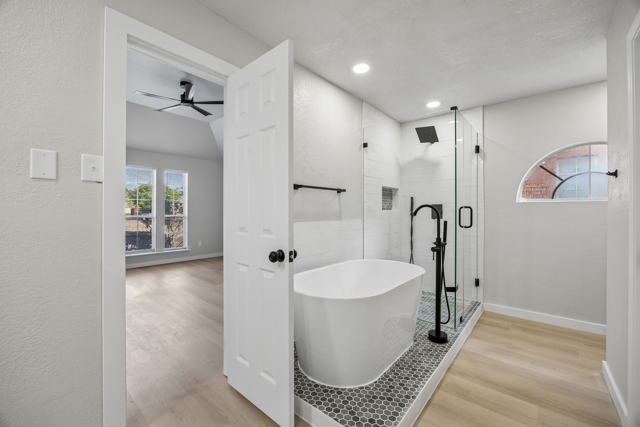 6207 Gray Wolf Trail