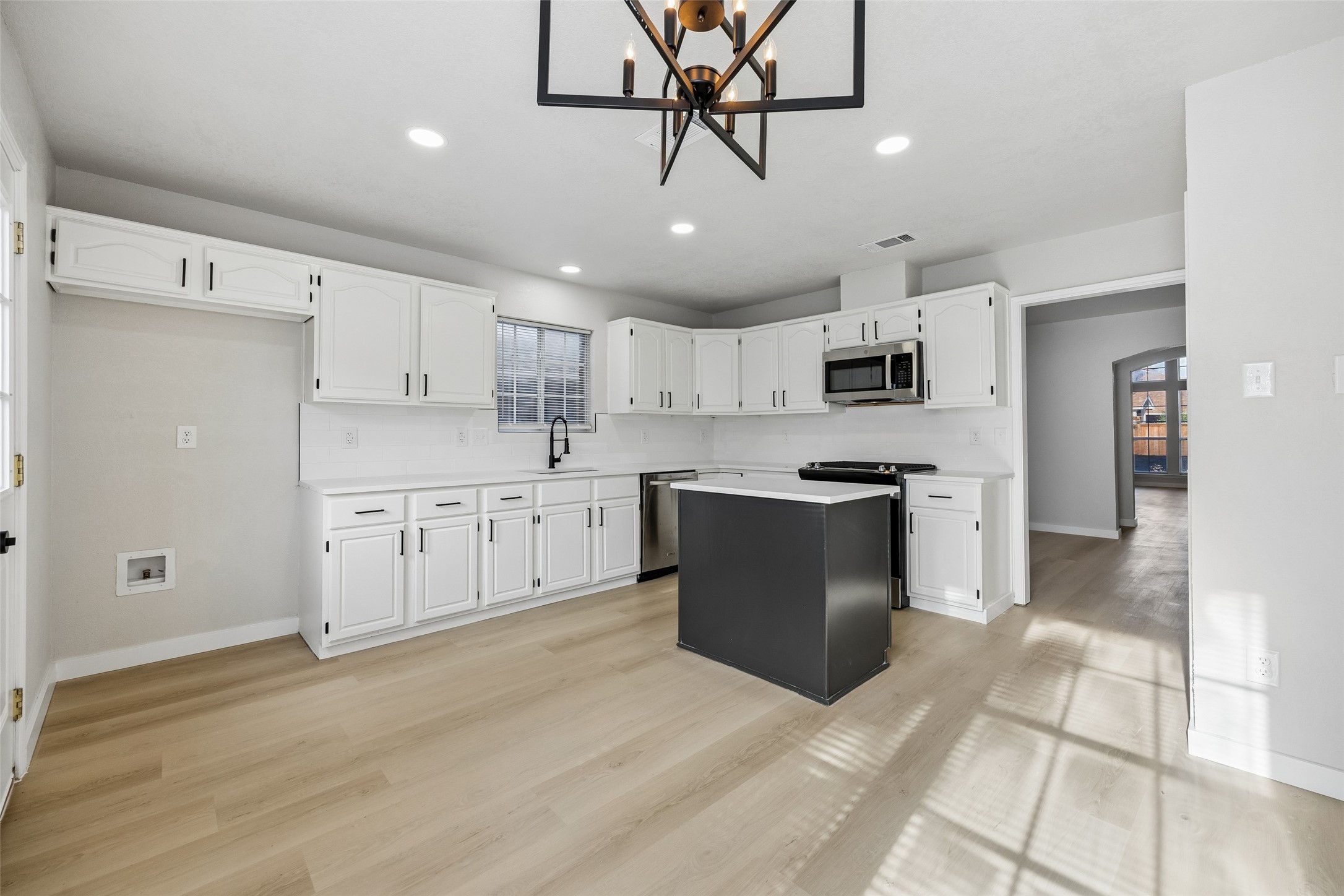 6207 Gray Wolf Trail