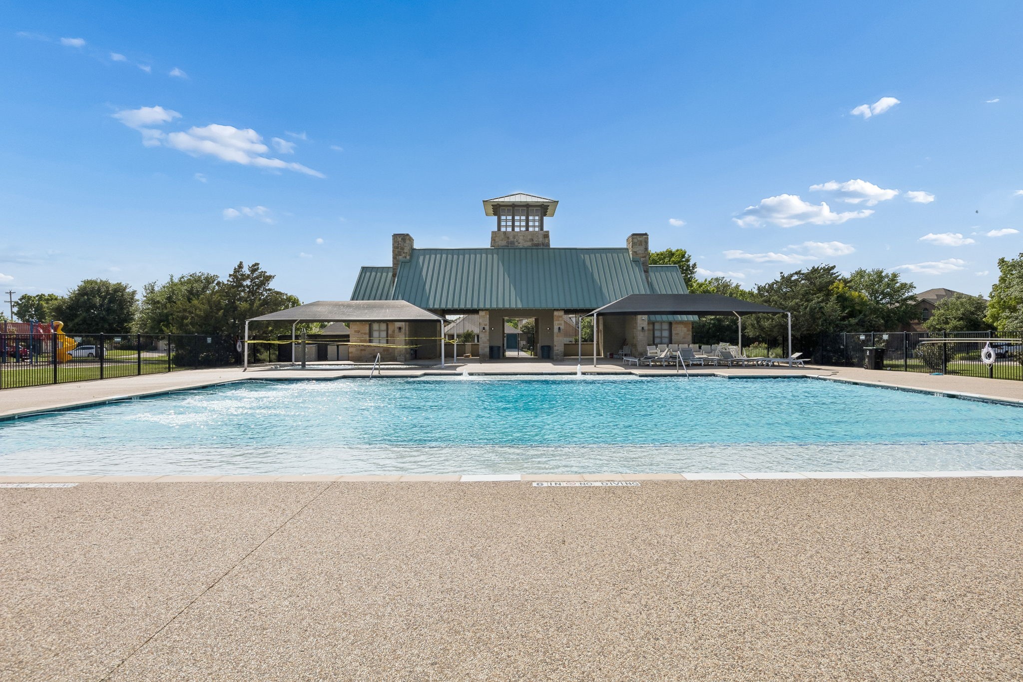 916 Starling Lane