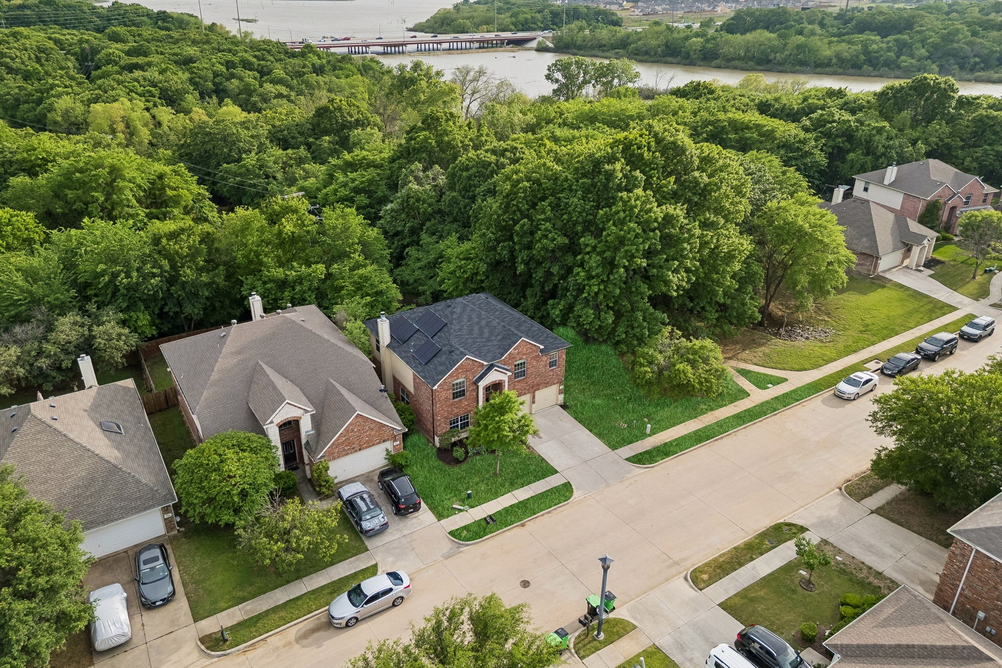 916 Starling Lane
