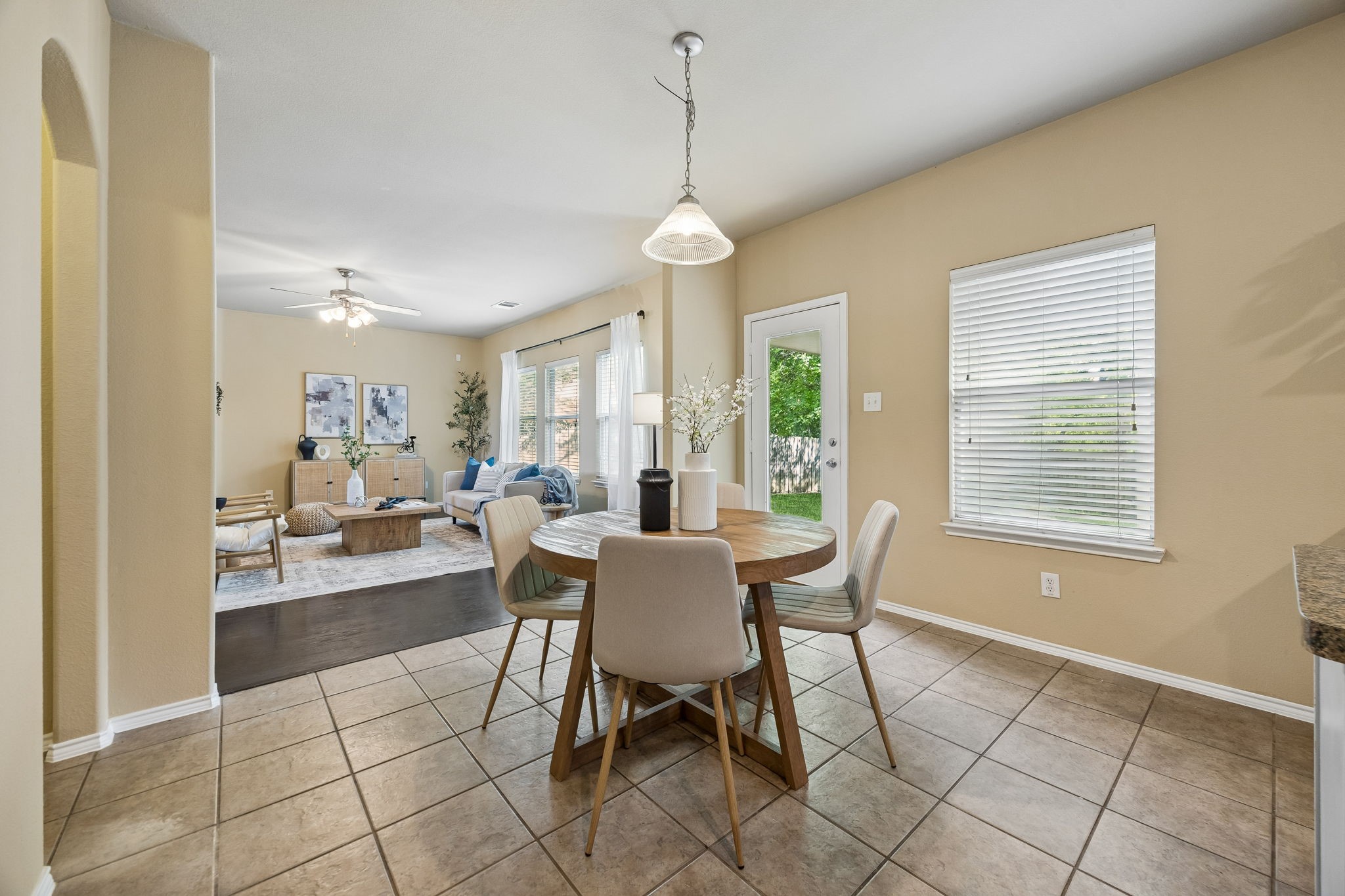916 Starling Lane