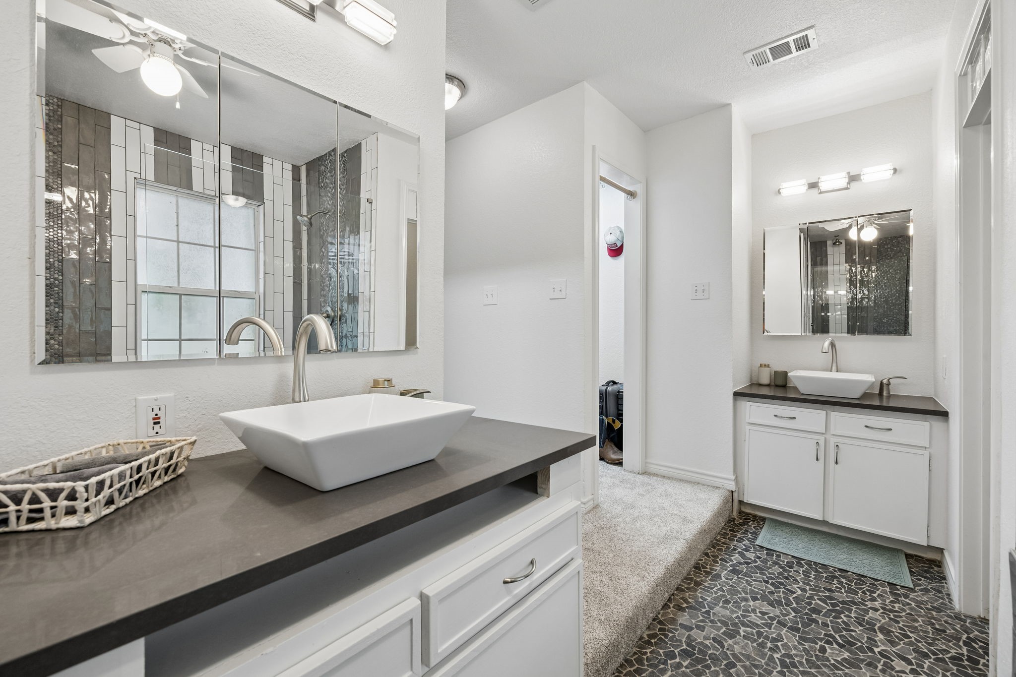 6802 Meadow Road