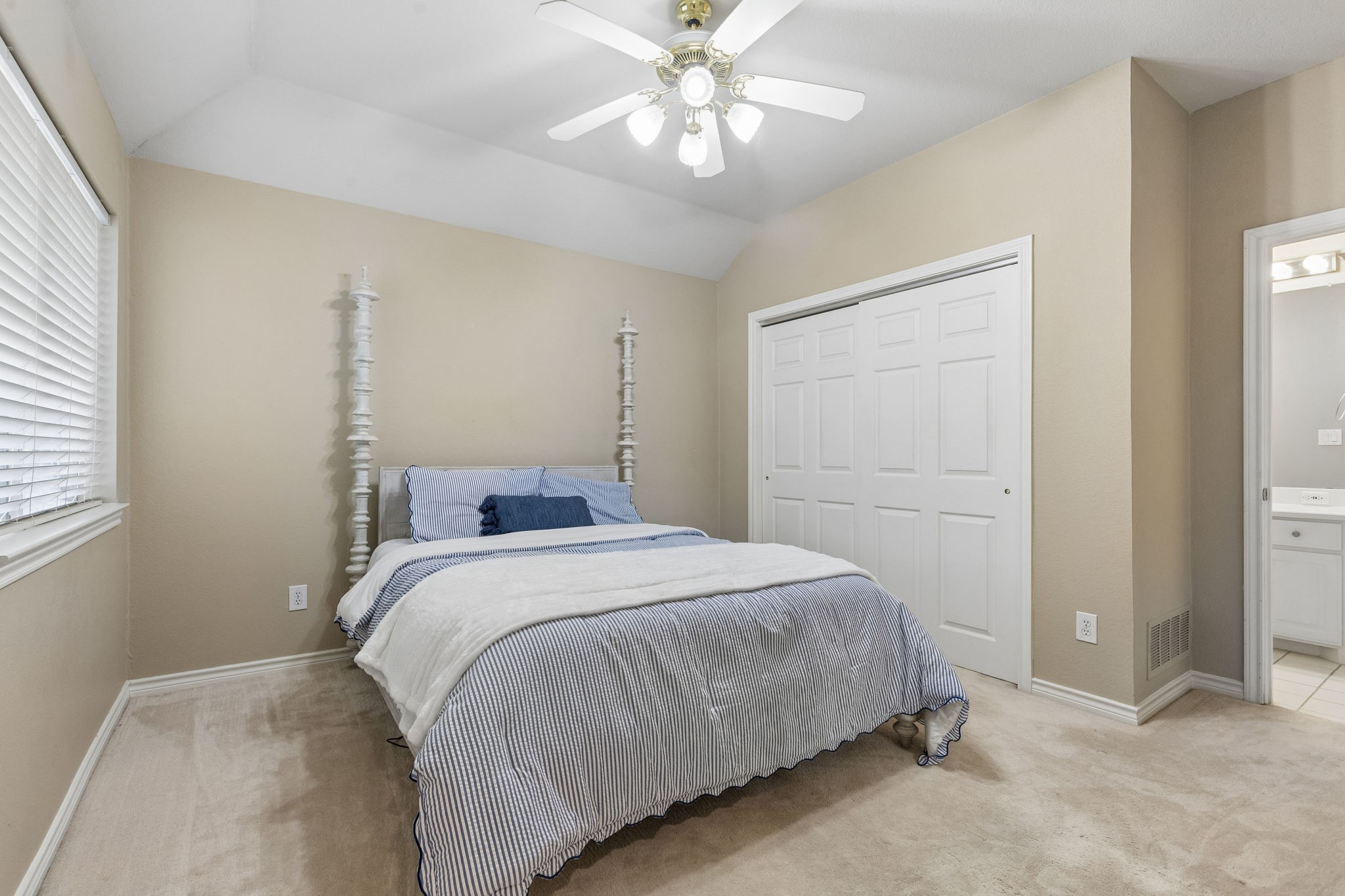 2120 Argyle Drive