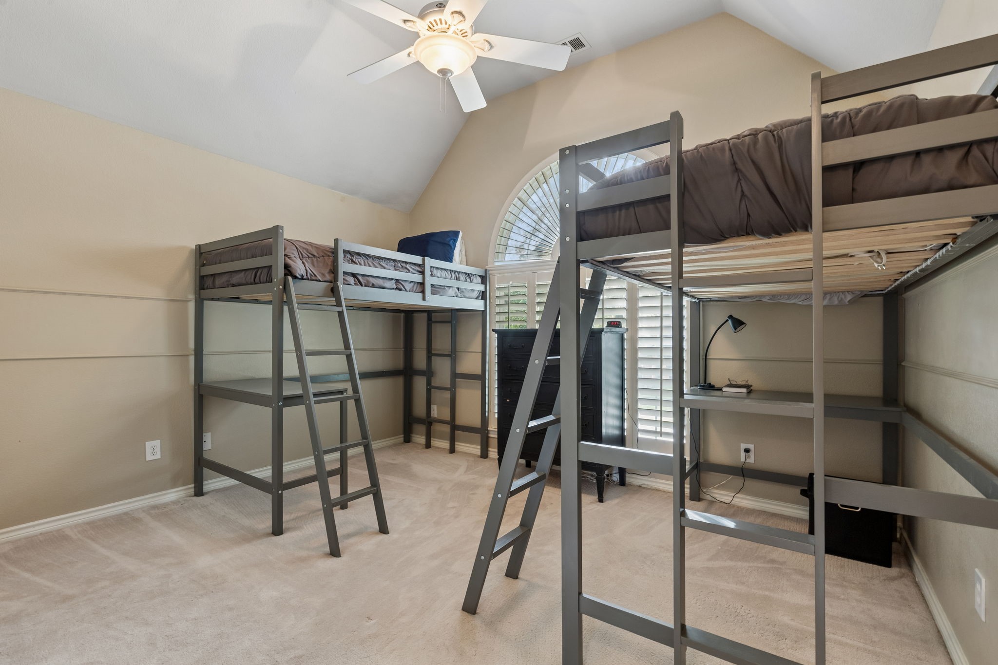 2120 Argyle Drive