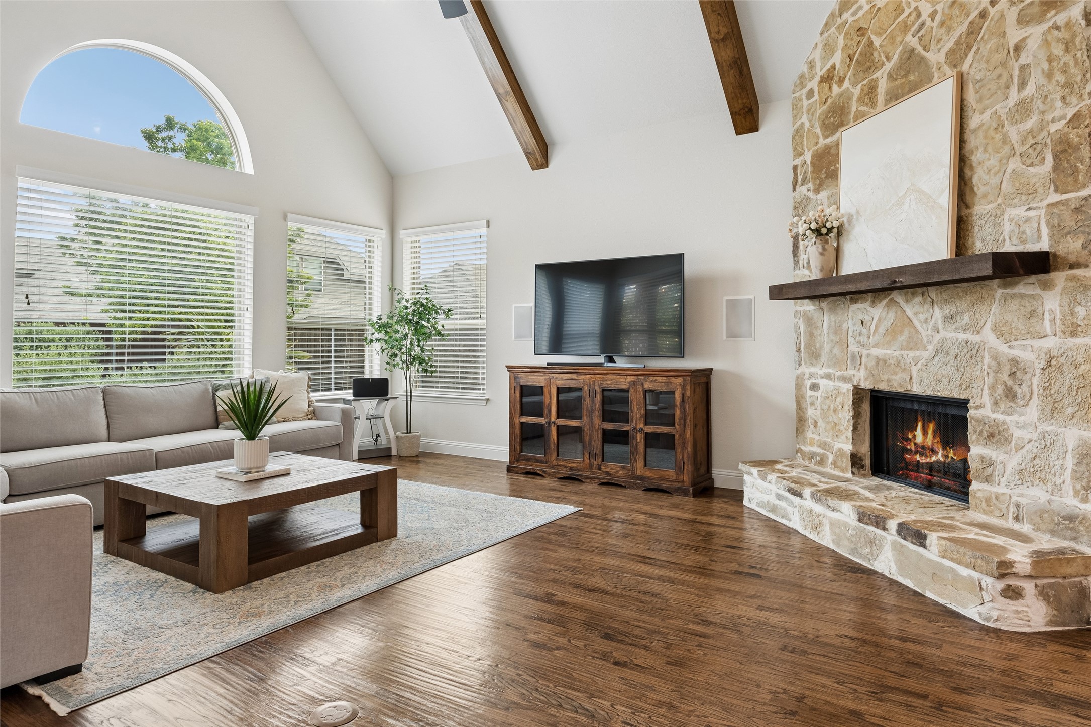 4989 Texoma Drive