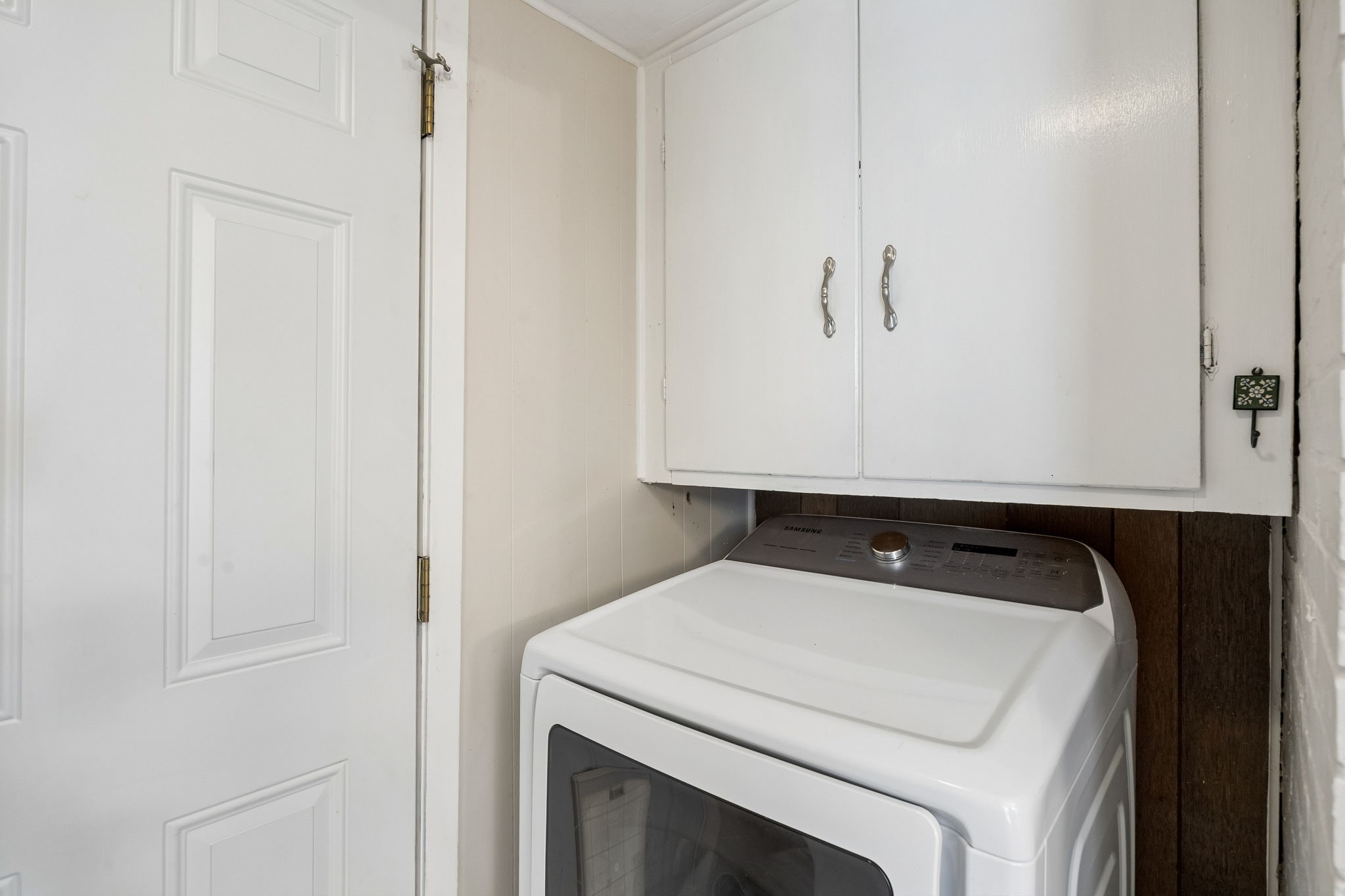 9124 Leaside Drive