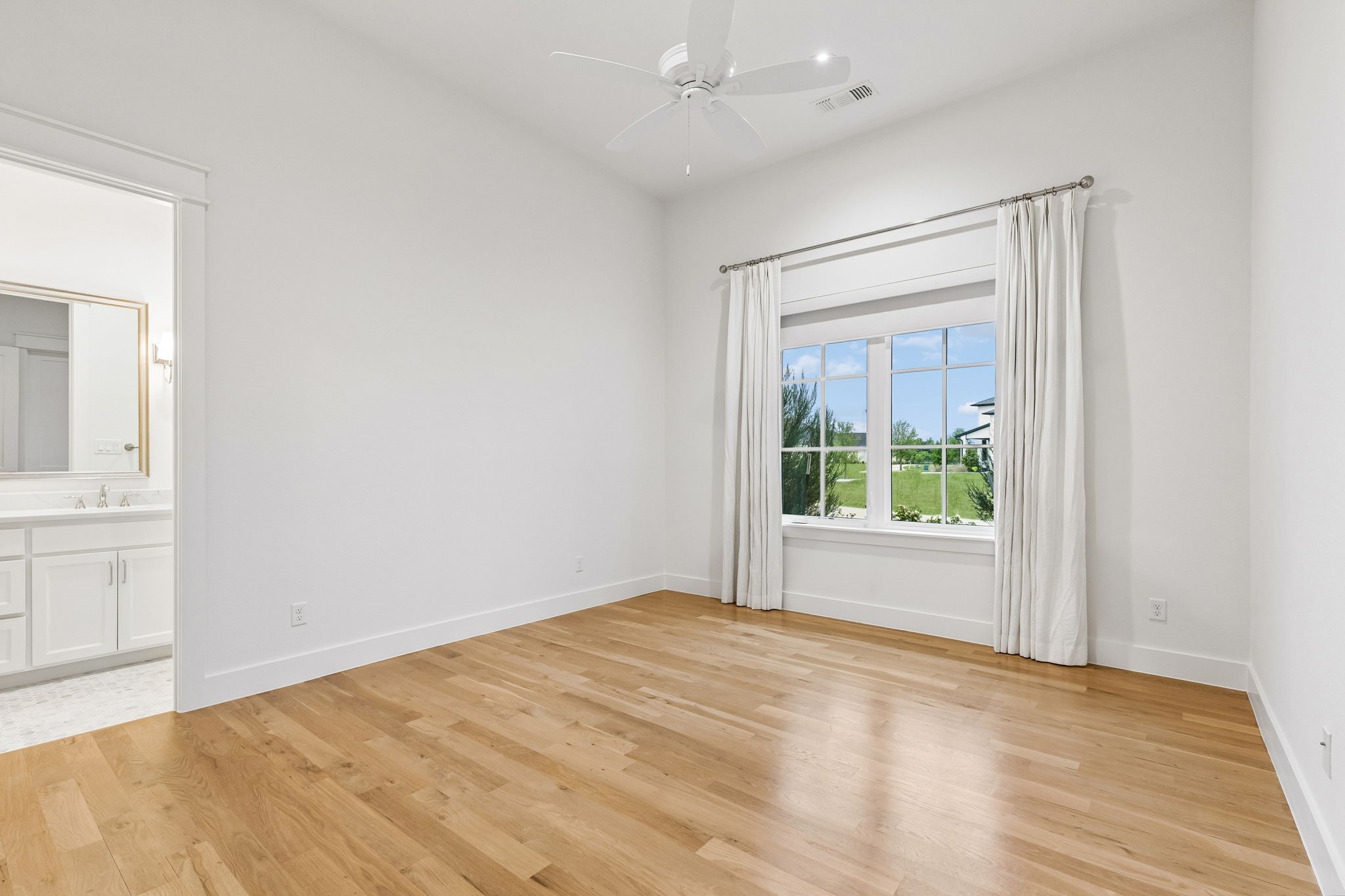 425 Crown Ridge Court
