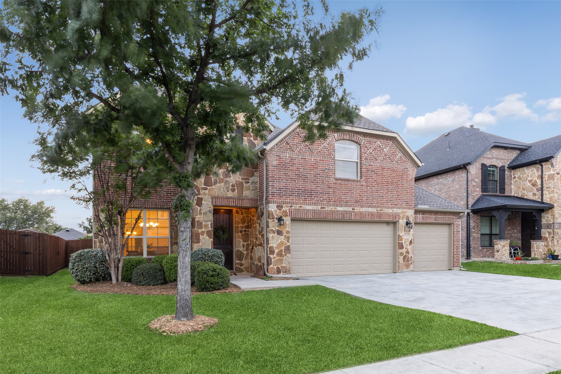 2917 Lakefield Drive