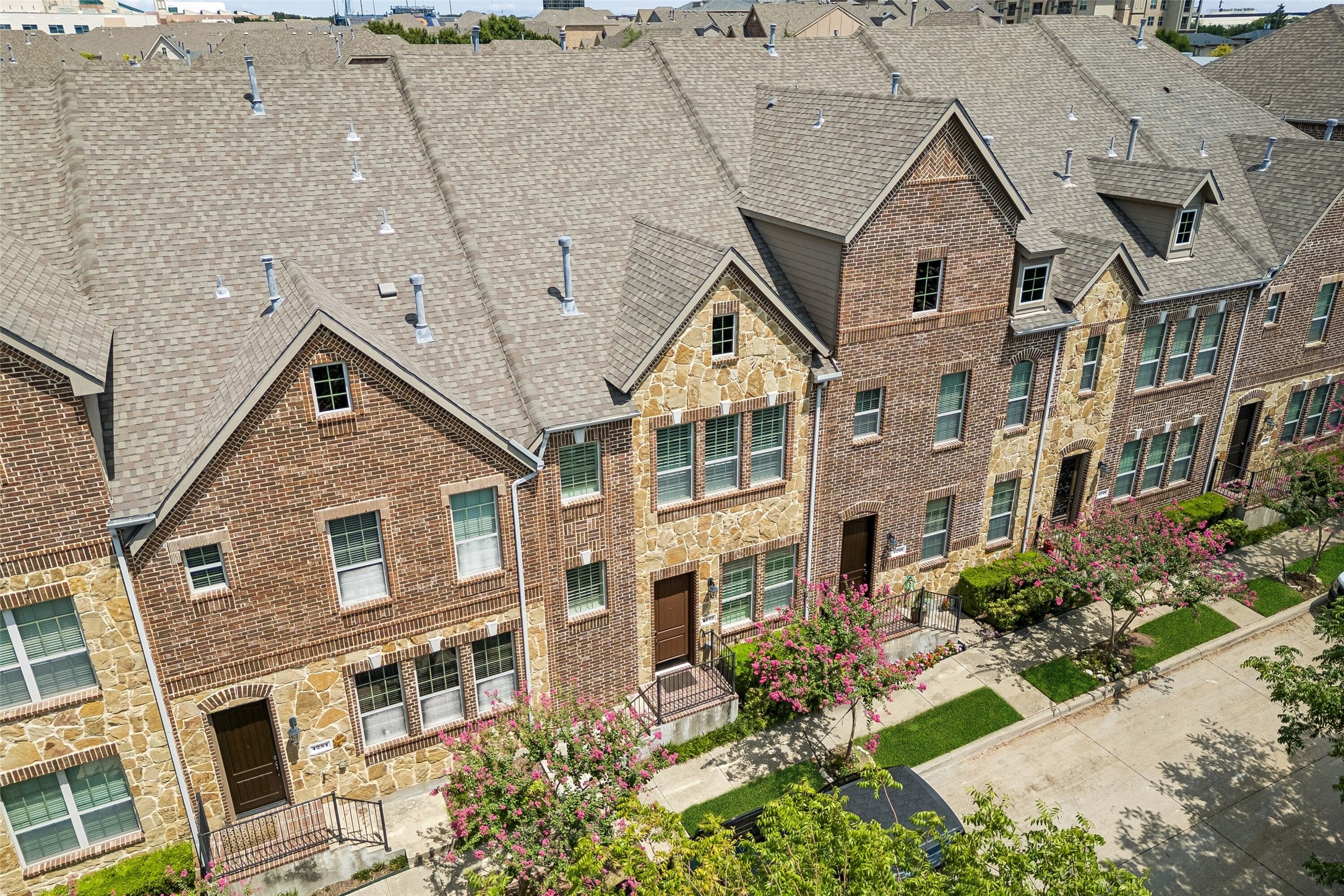 4252 Charles Road