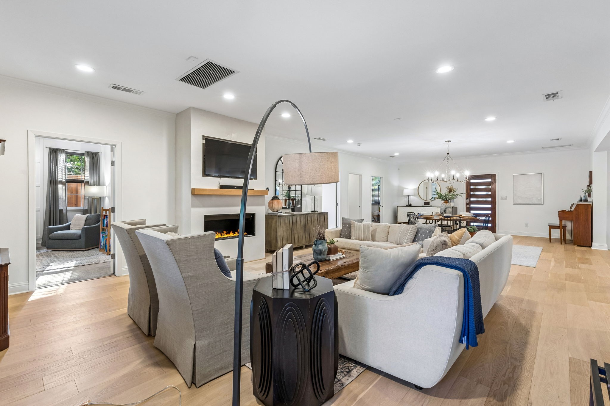 3744 Highgrove Drive
