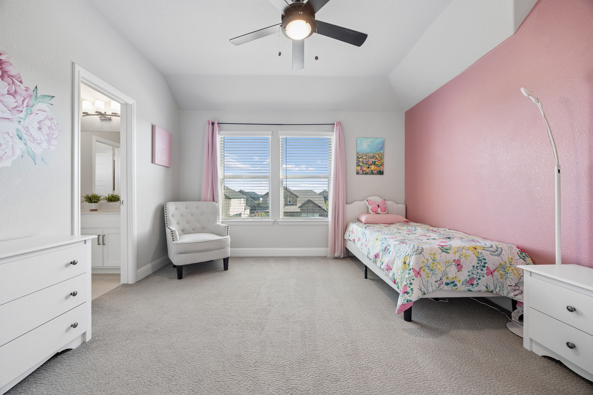 2270 English Ivy Road