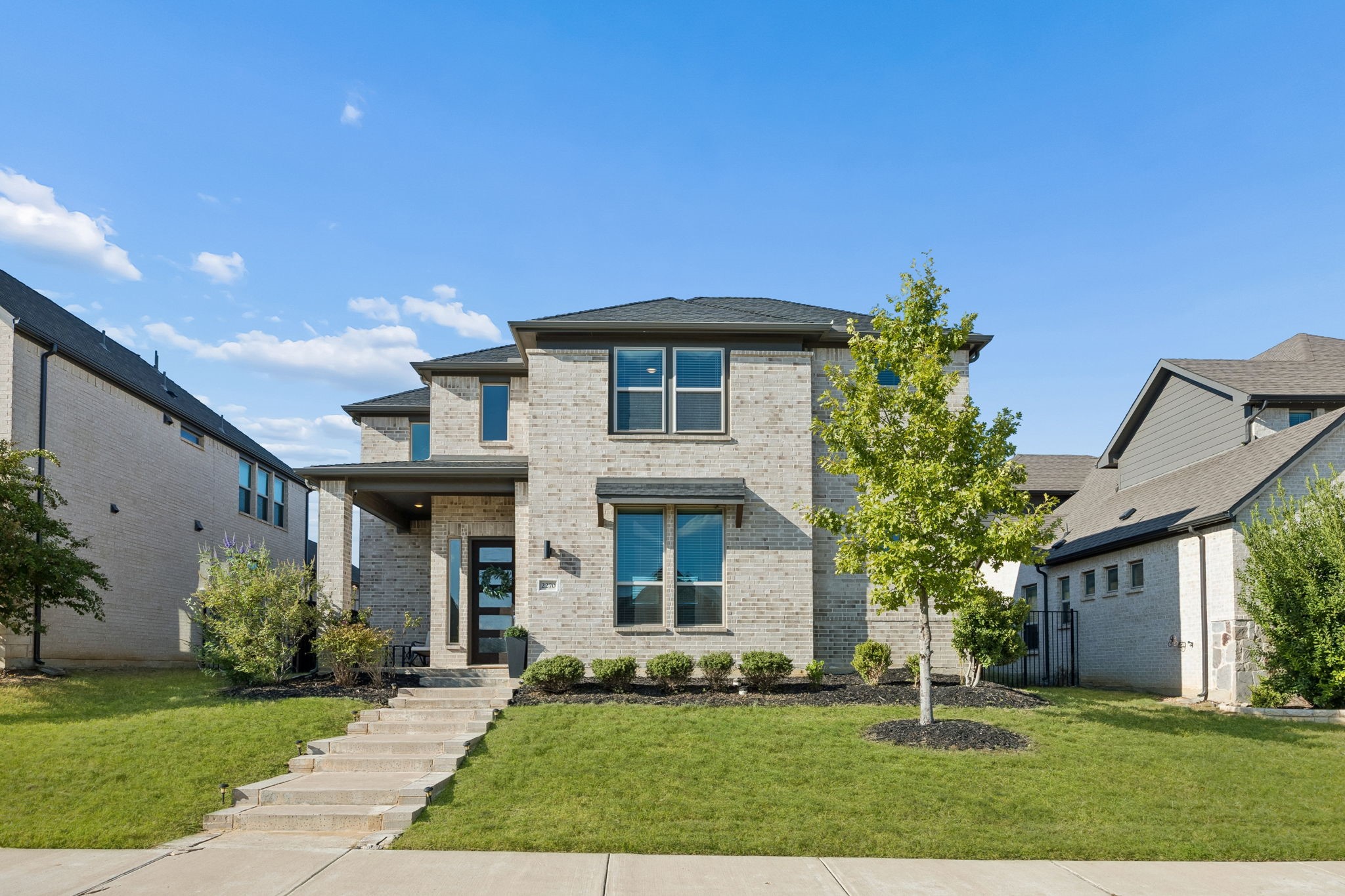 2270 English Ivy Road
