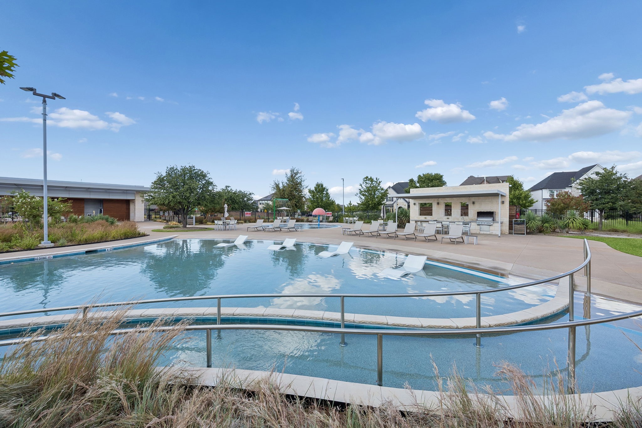 2270 English Ivy Road