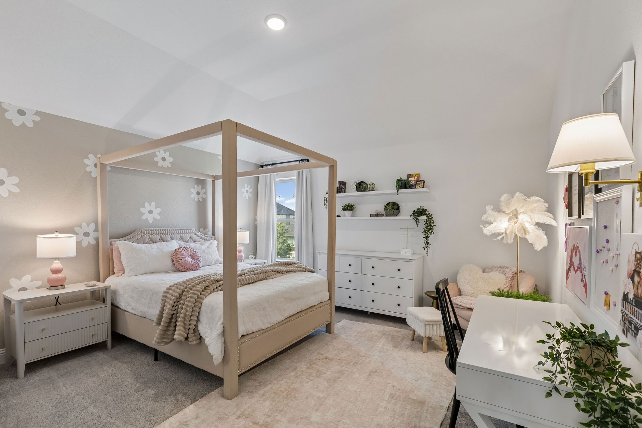 2622 Eucalyptus Road