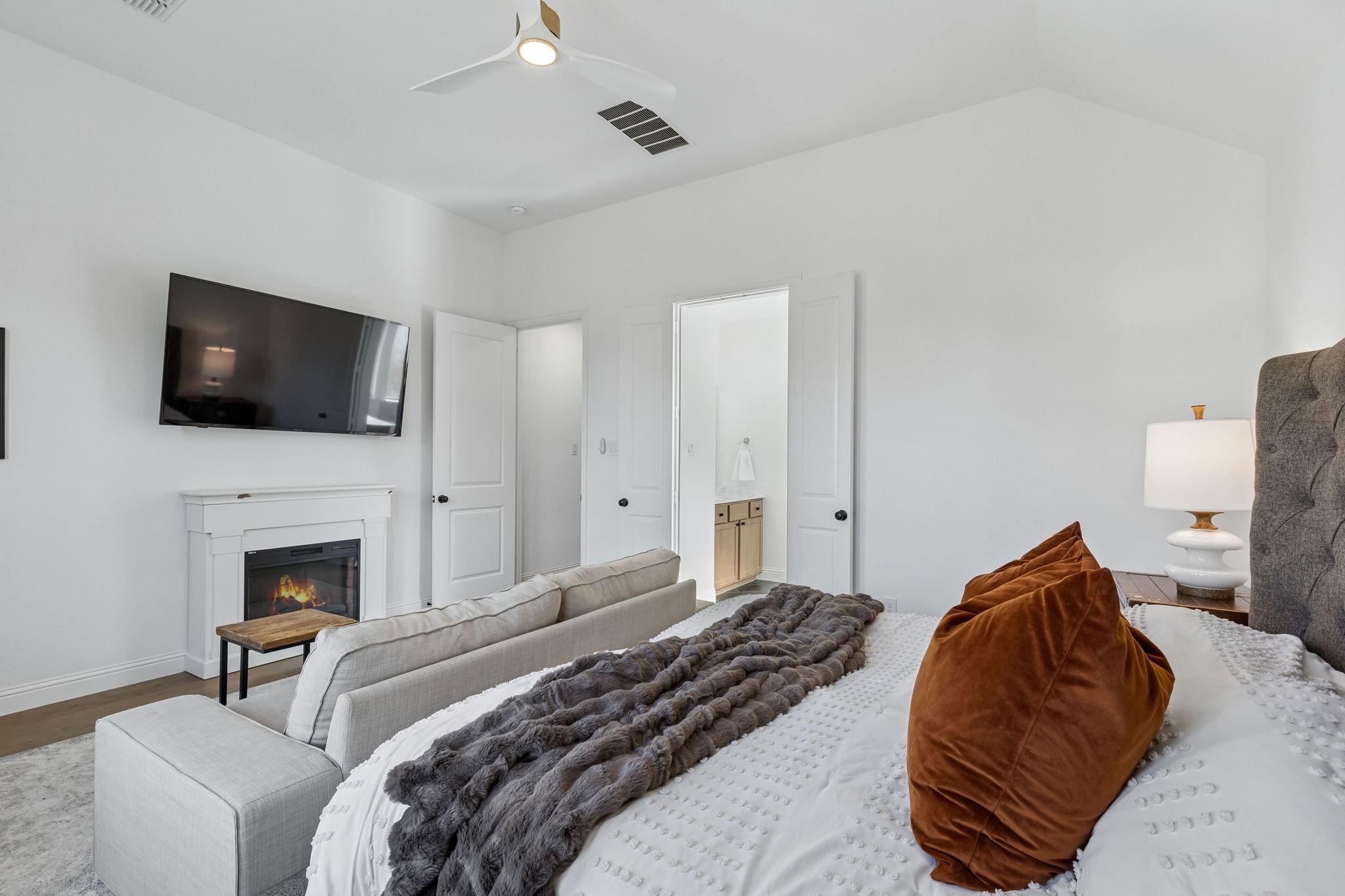 2622 Eucalyptus Road