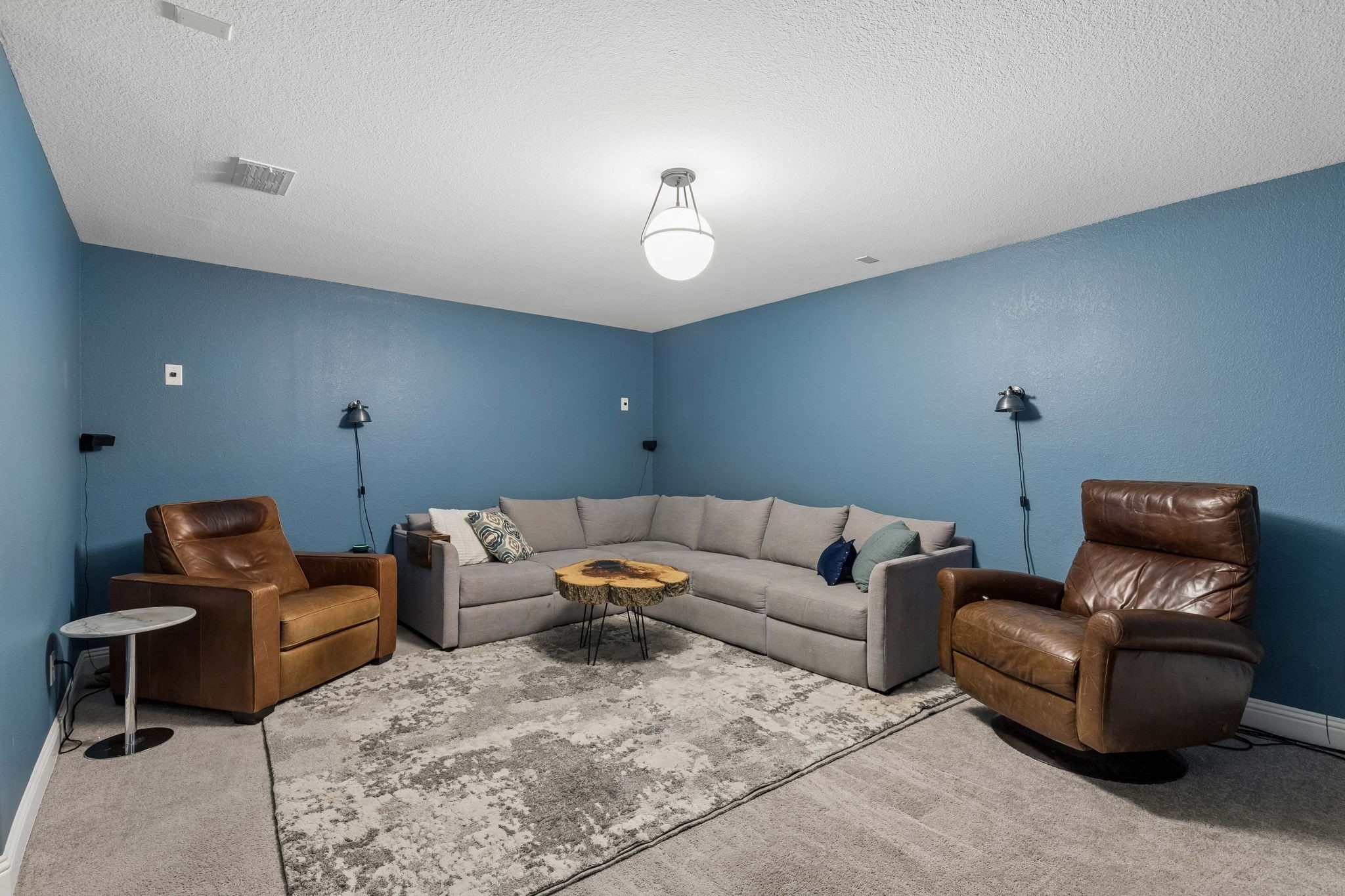 2622 Eucalyptus Road