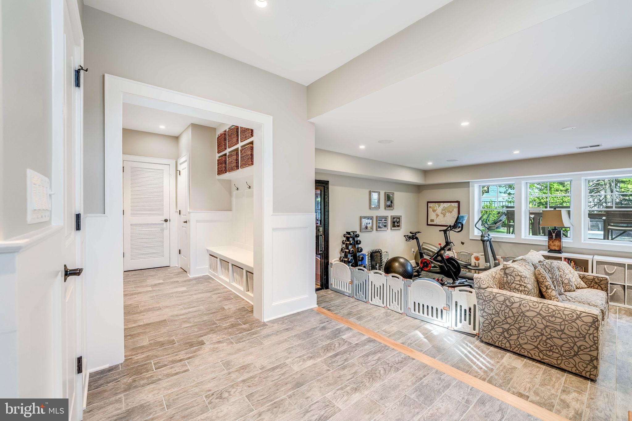 5205 27th Rd N