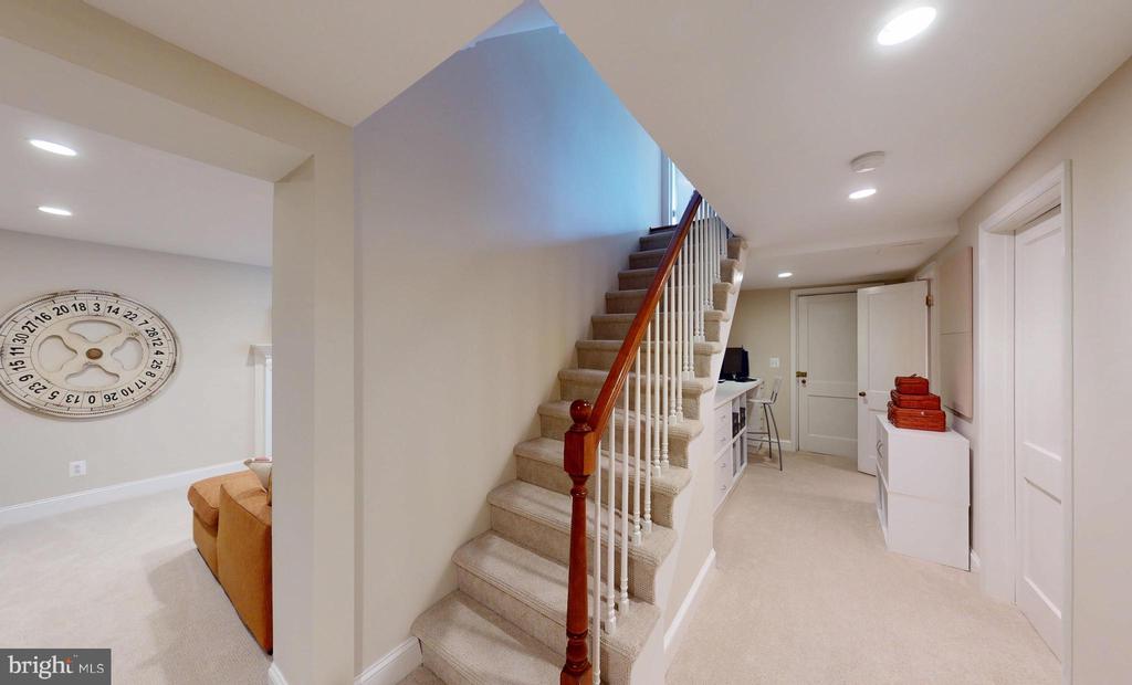 10513 Cedar Ave