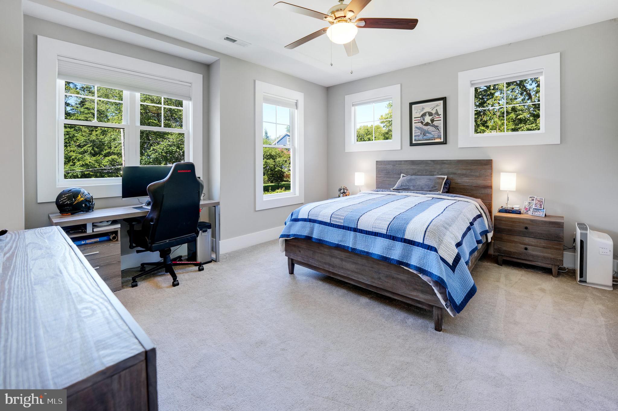 303 TAPAWINGO ROAD SE