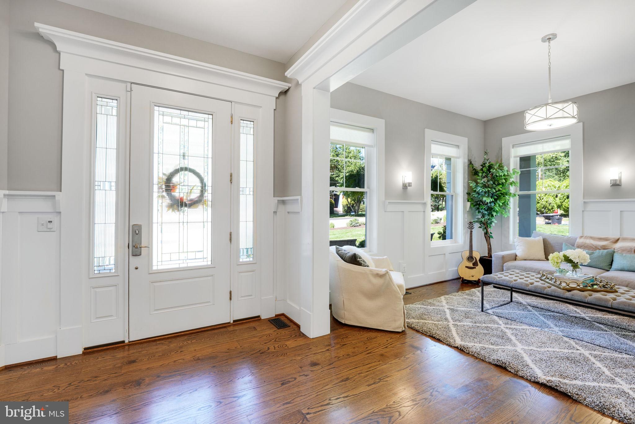303 TAPAWINGO ROAD SE