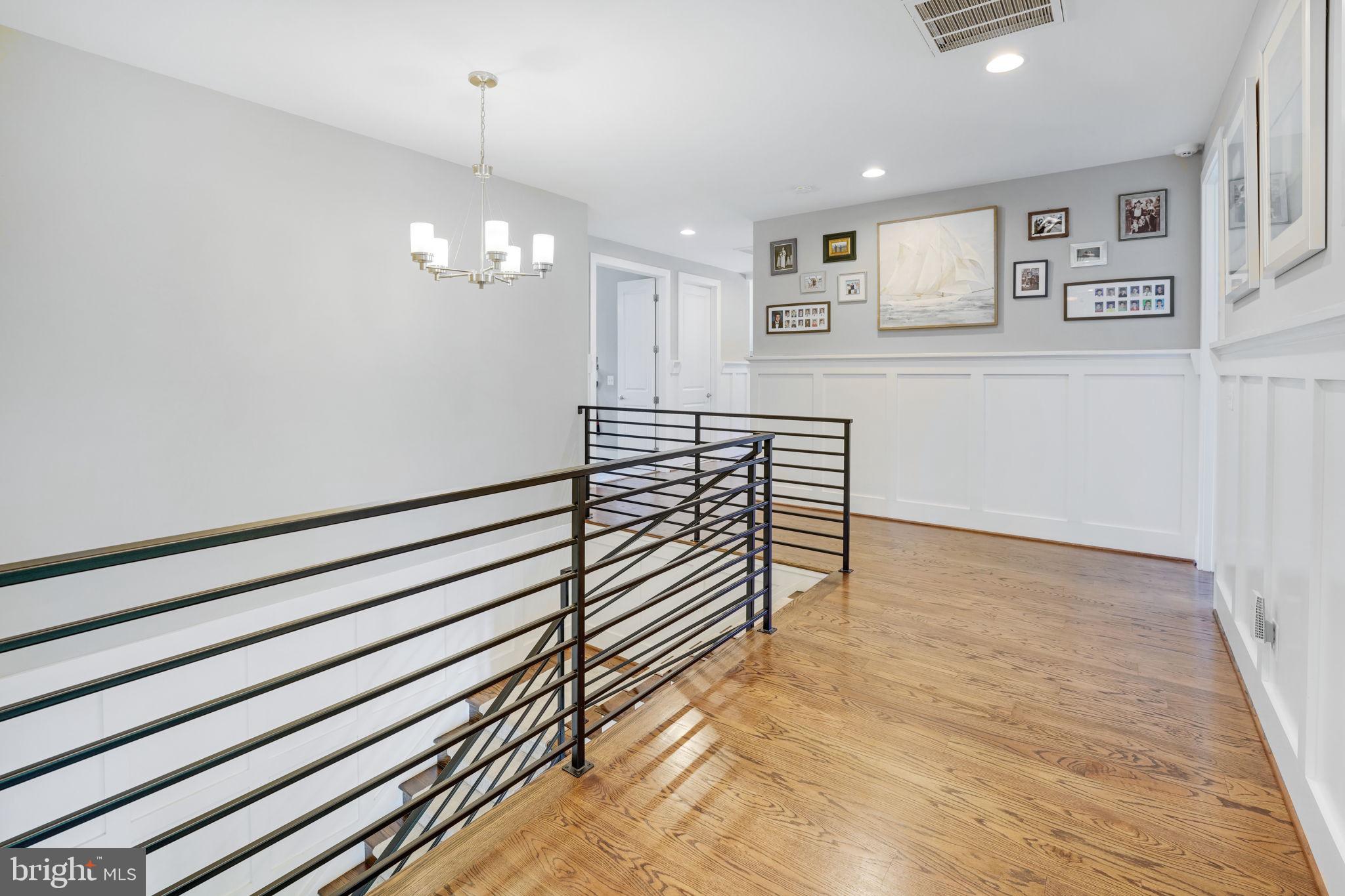 303 TAPAWINGO ROAD SE