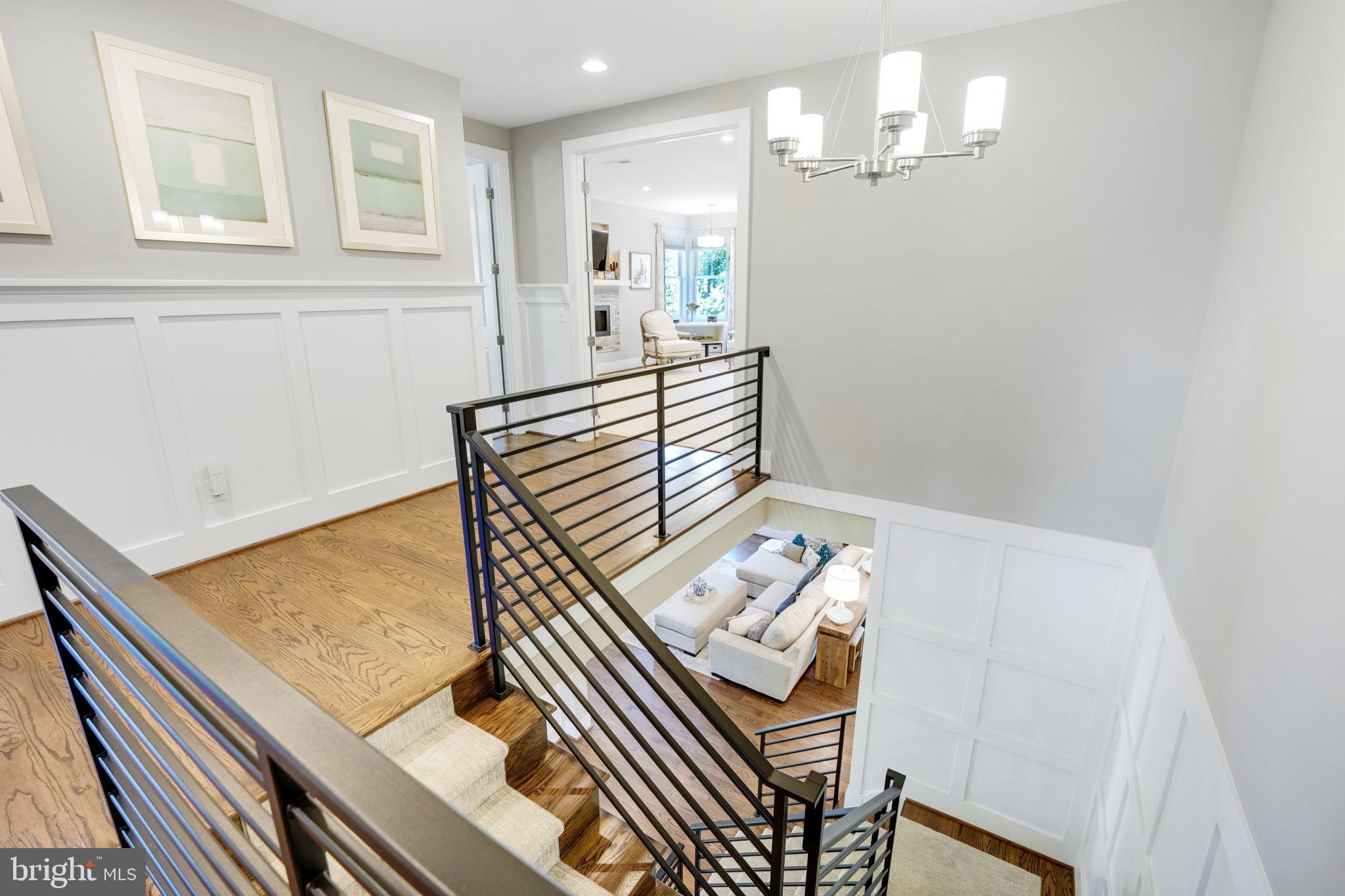 303 TAPAWINGO ROAD SE