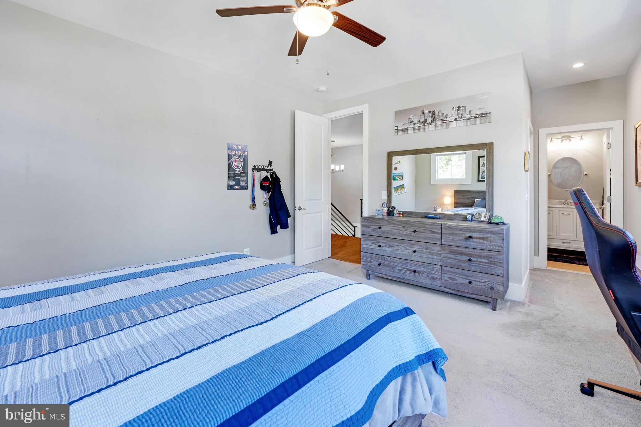 303 TAPAWINGO ROAD SE