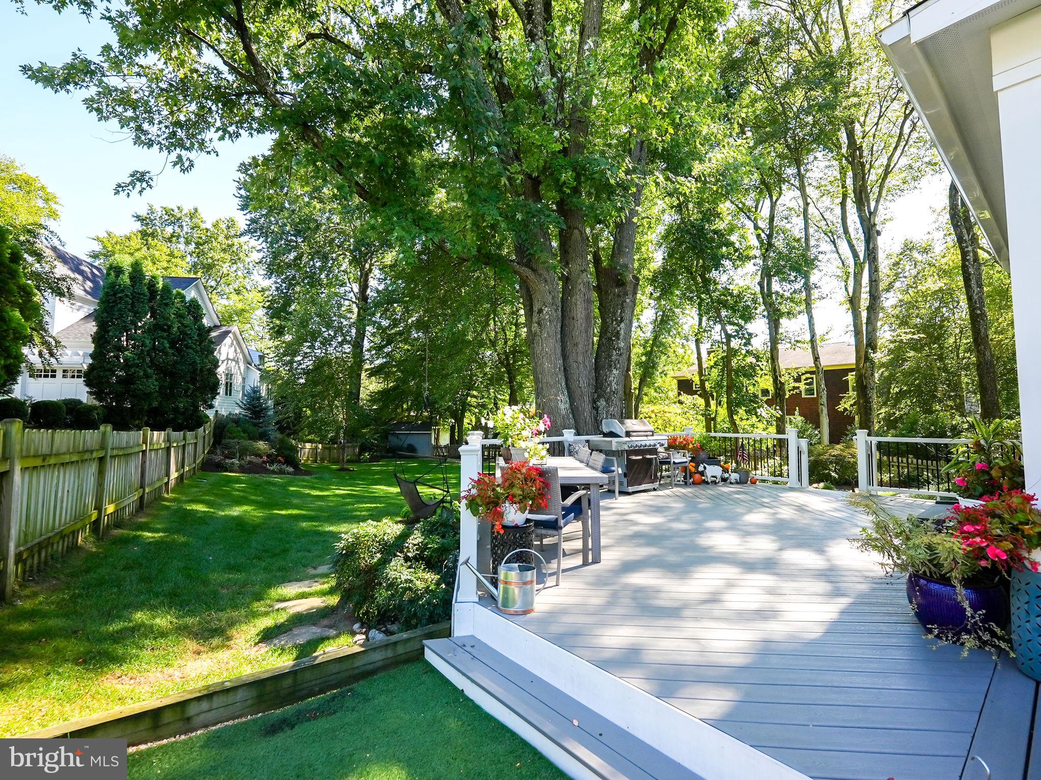 303 TAPAWINGO ROAD SE