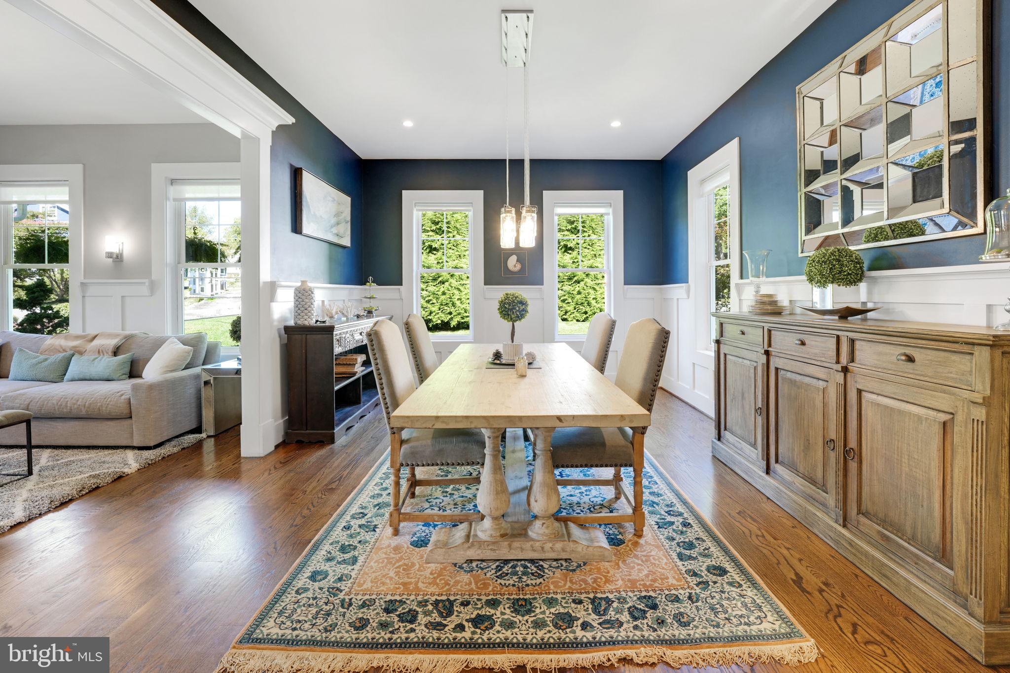 303 TAPAWINGO ROAD SE