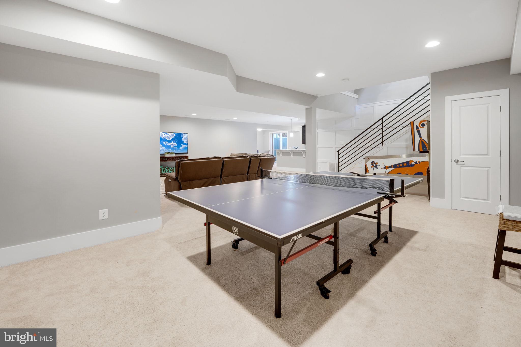 303 TAPAWINGO ROAD SE