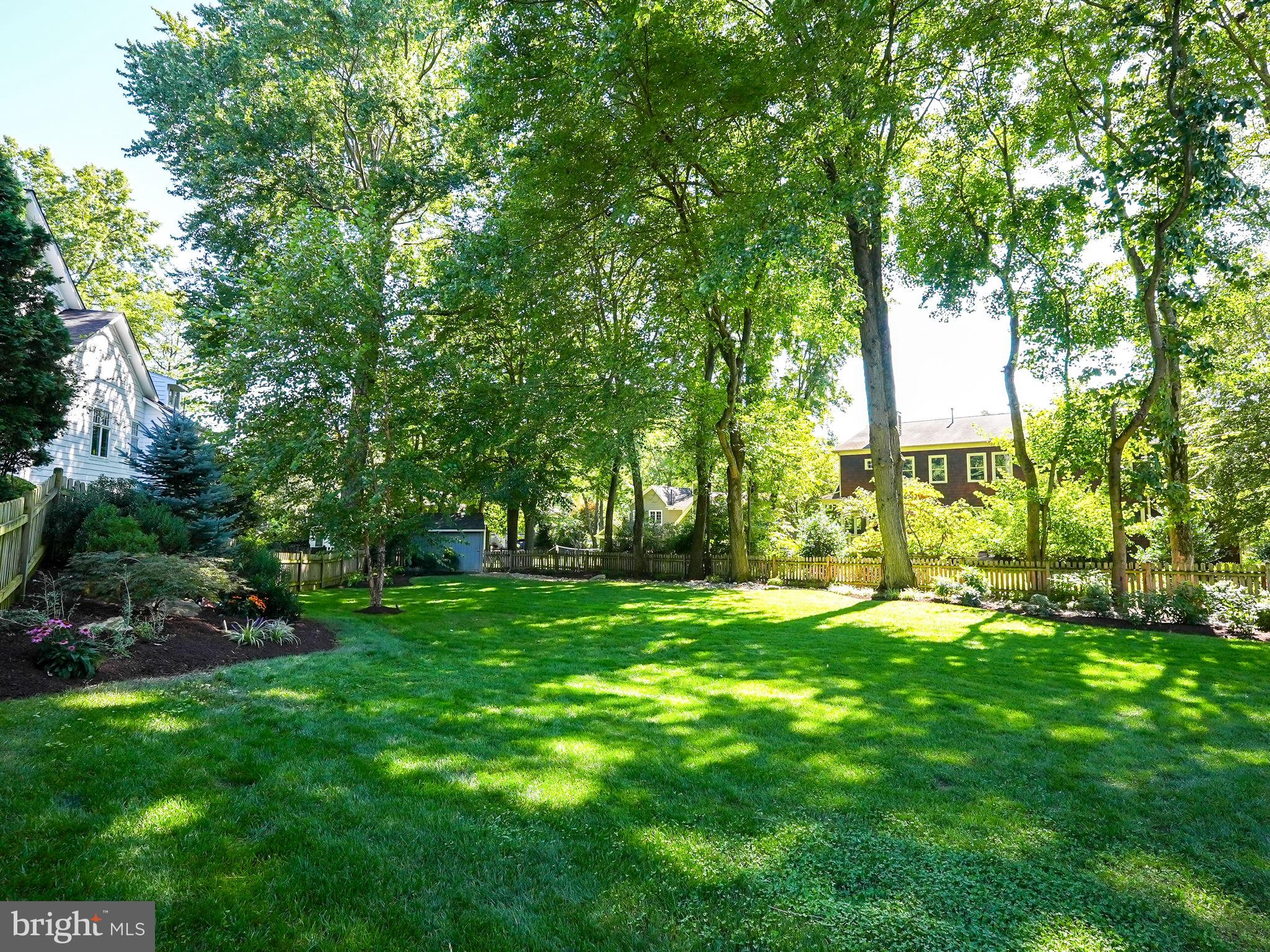 303 TAPAWINGO ROAD SE