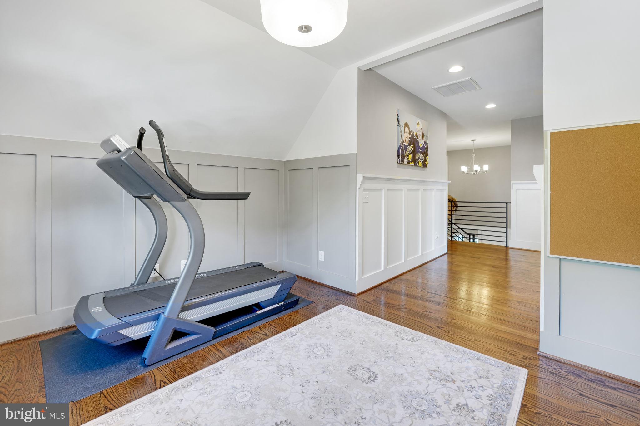 303 TAPAWINGO ROAD SE