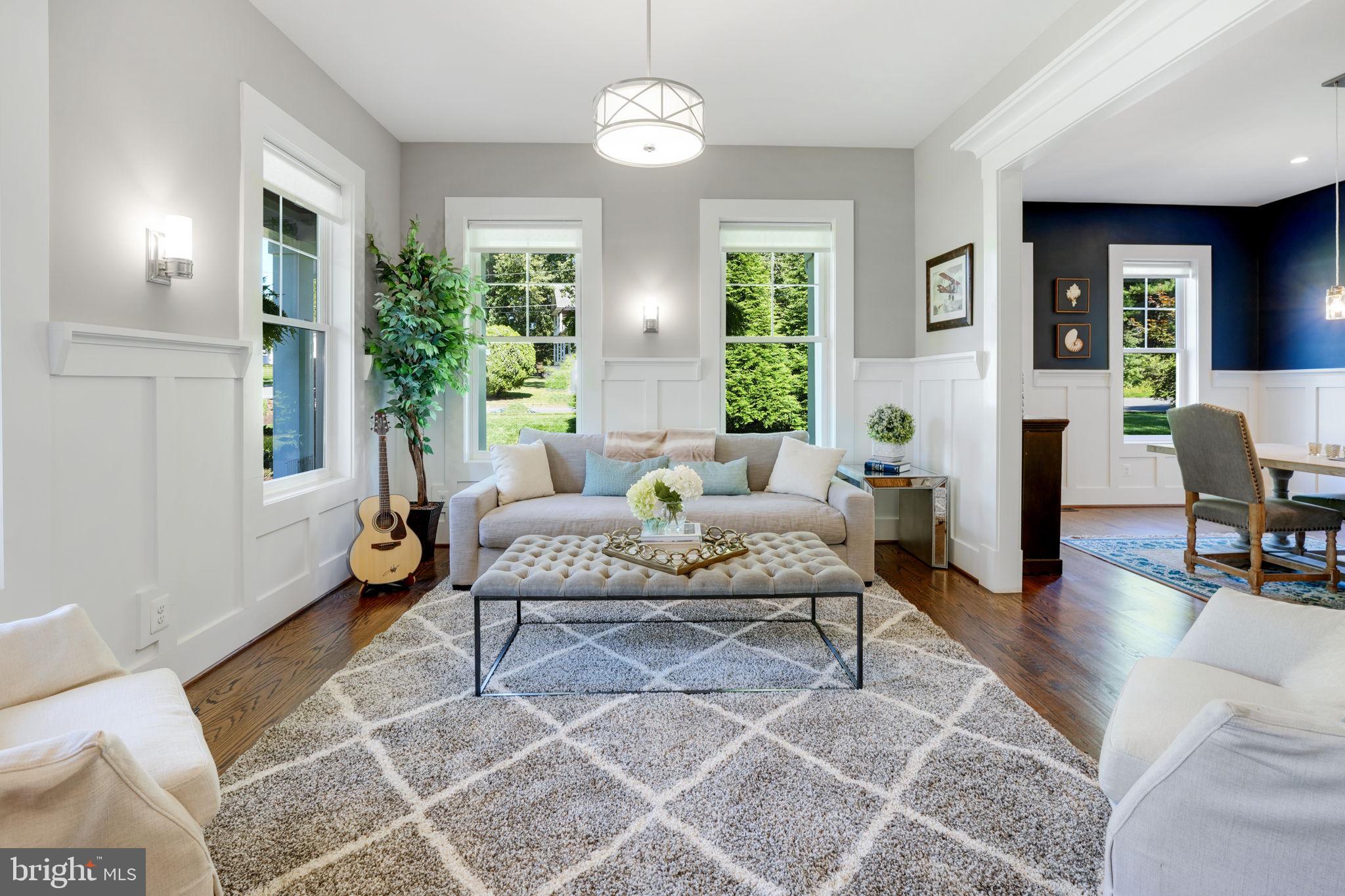 303 TAPAWINGO ROAD SE