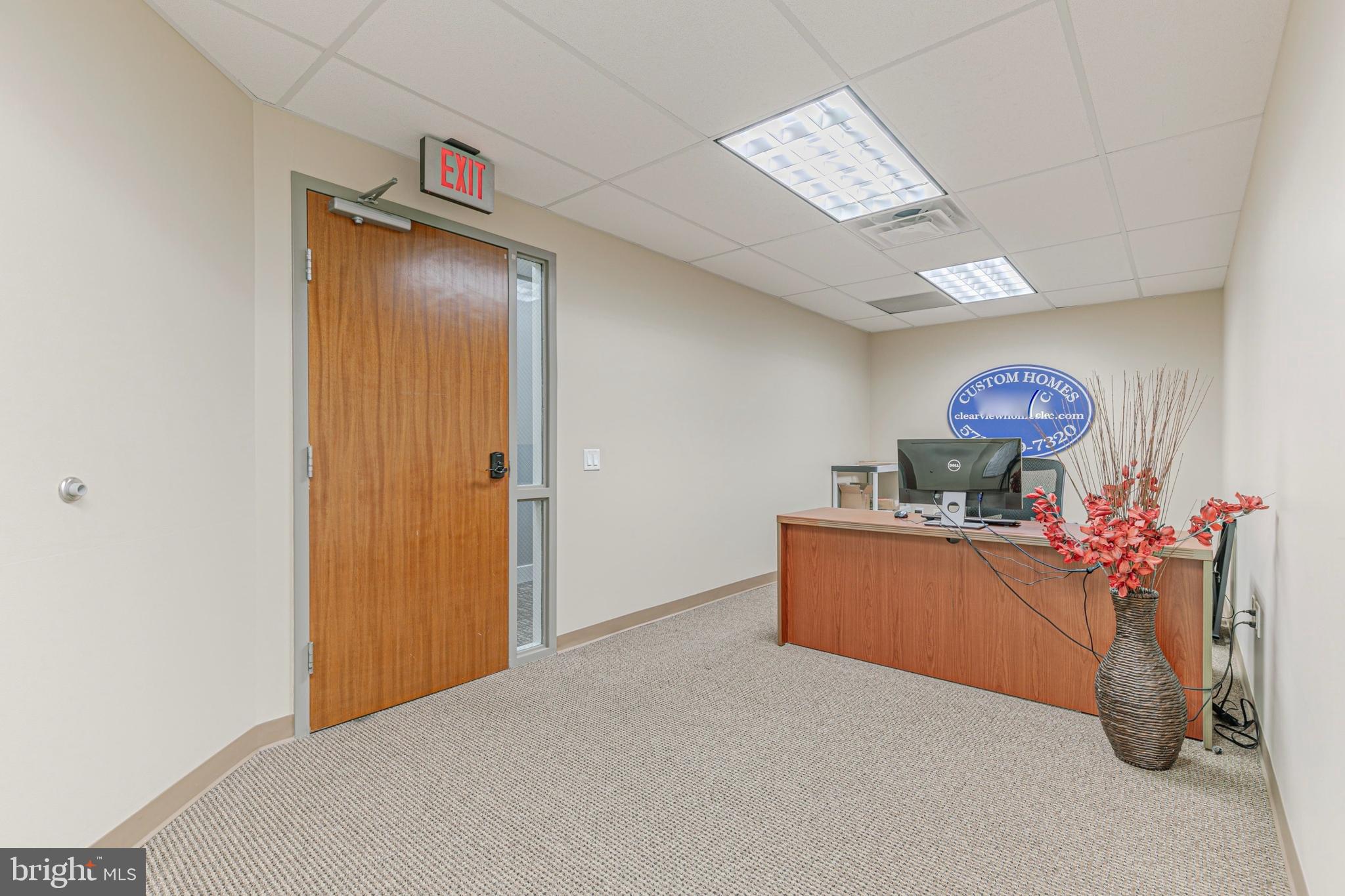 301 Maple AVENUE W Unit: 430