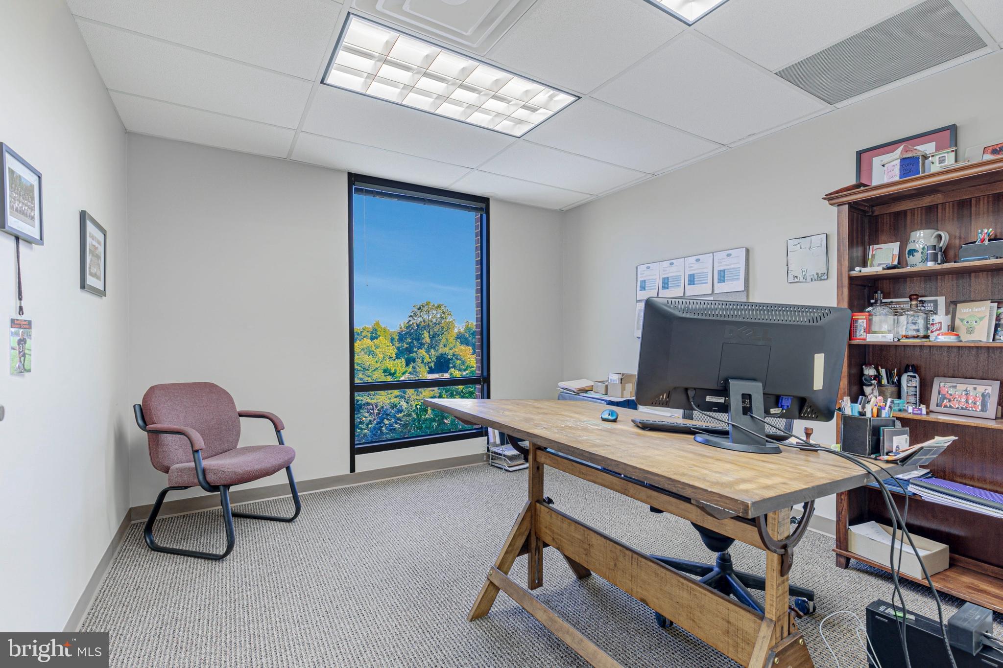 301 Maple AVENUE W Unit: 430