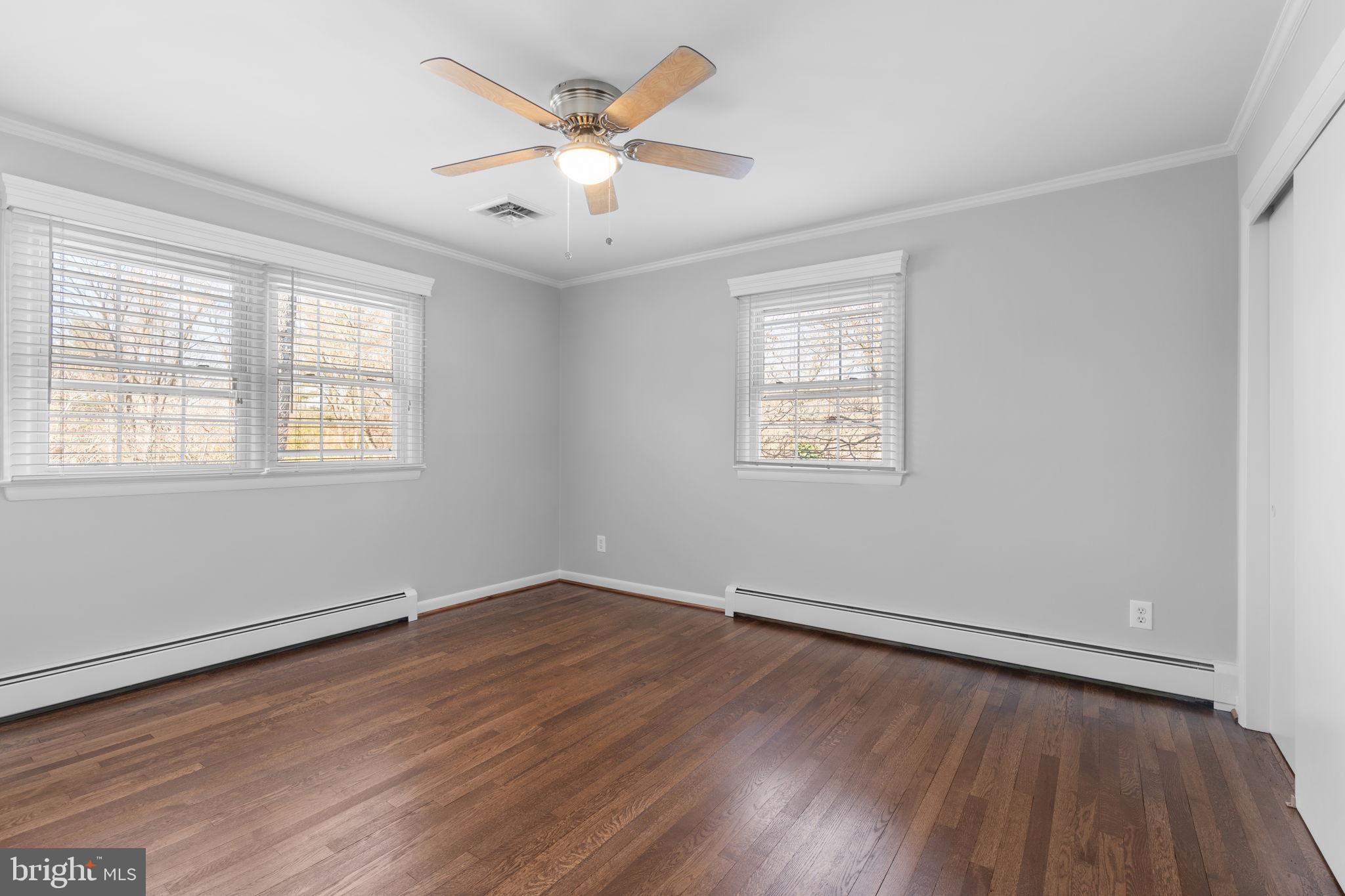 11913 Wayland STREET