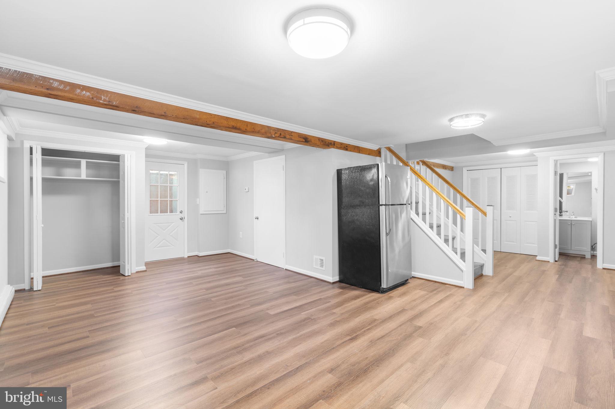 11913 Wayland STREET