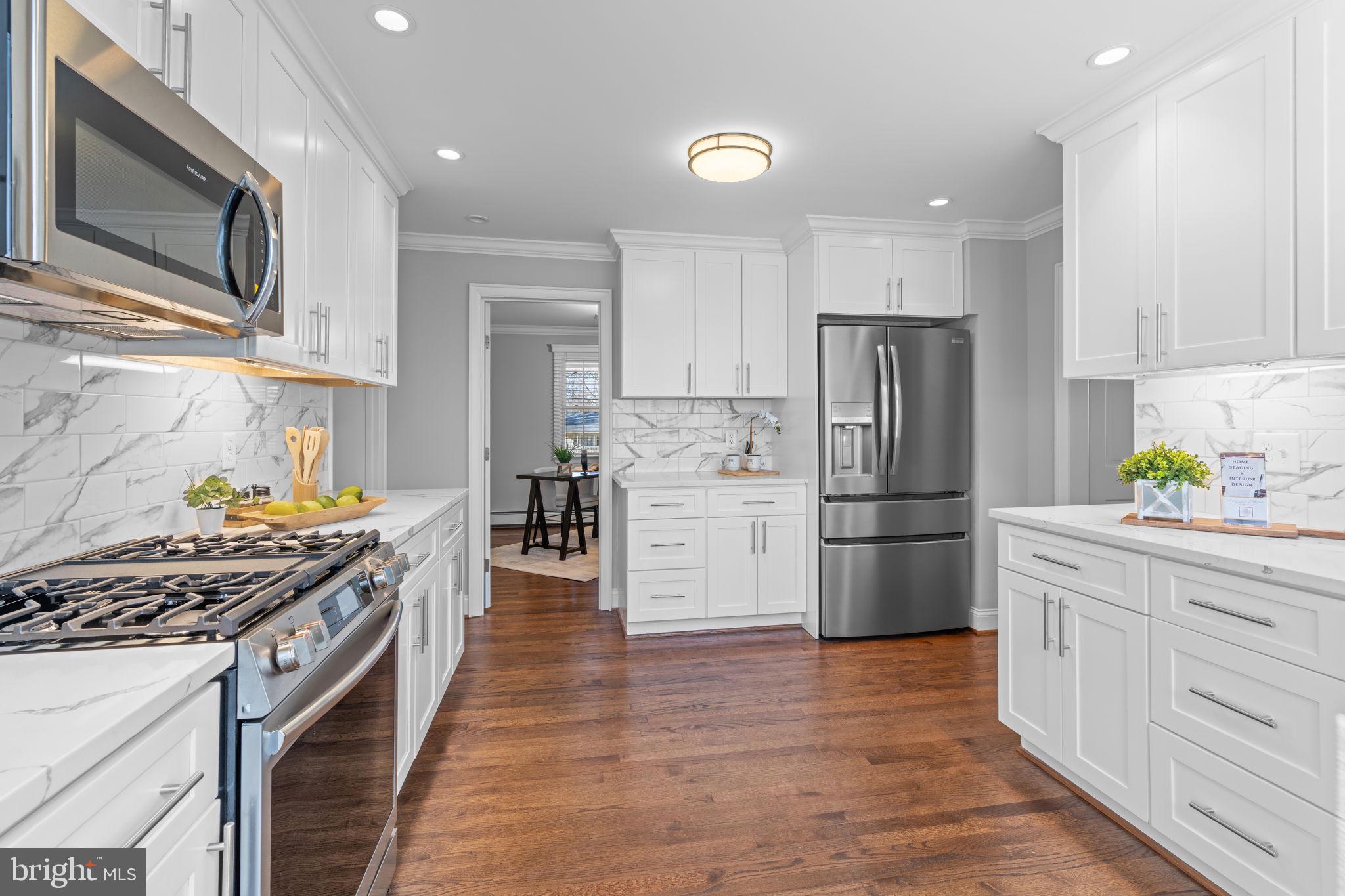 11913 Wayland STREET