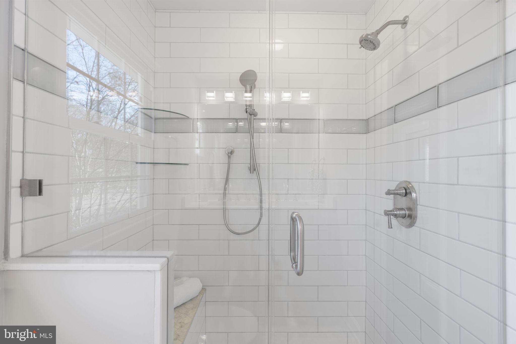 11913 Wayland STREET