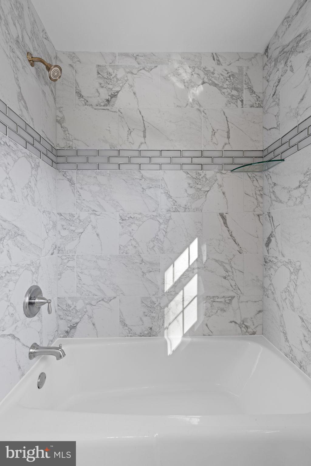 11913 Wayland STREET