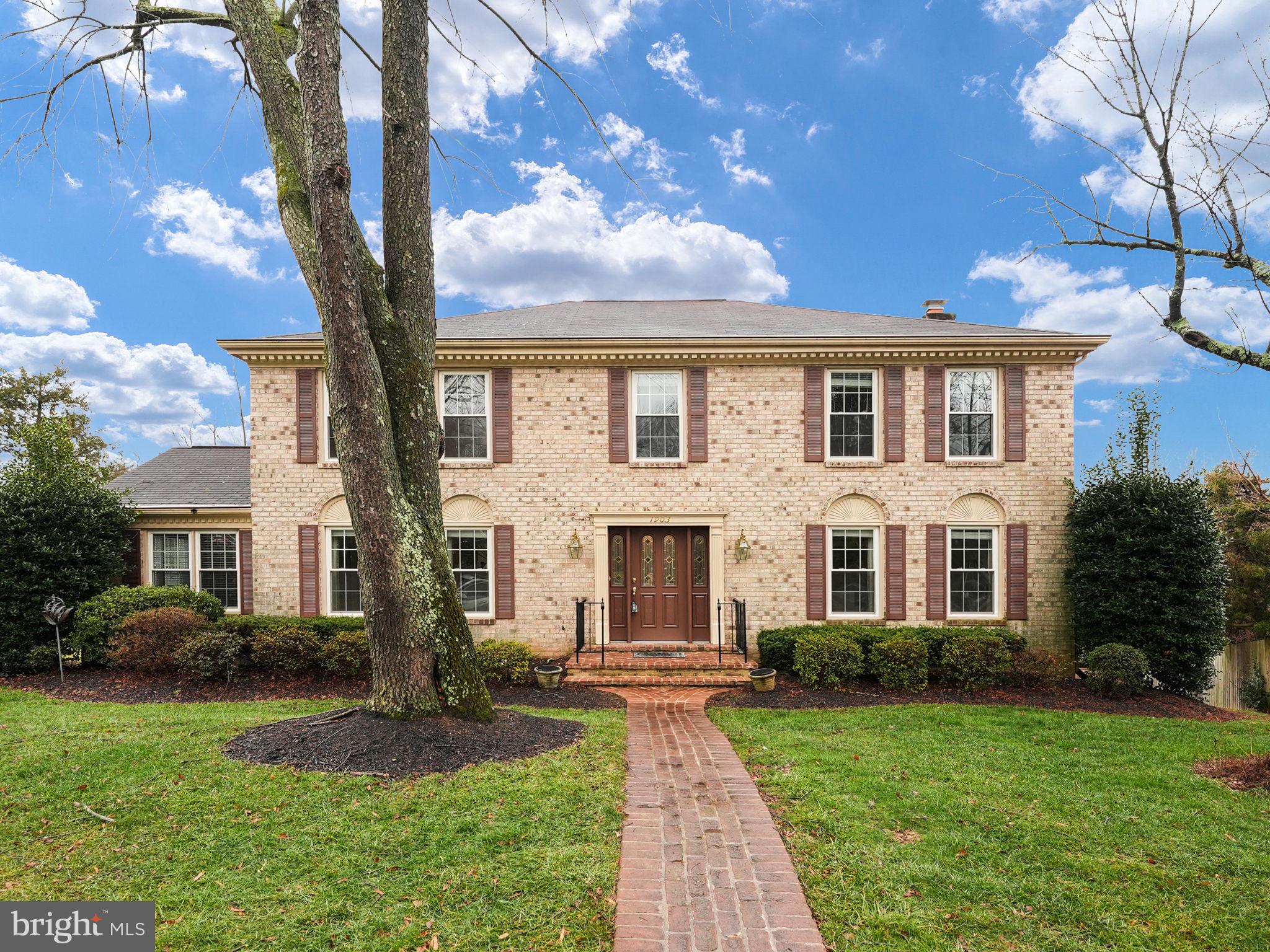 1903 Windsor Hunt COURT