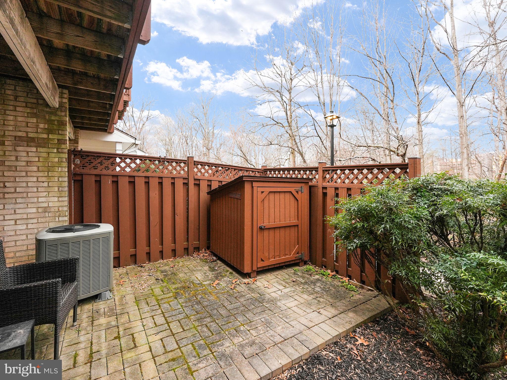 11734 Rockaway Ln #100